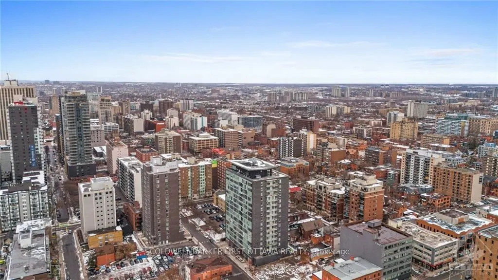 300 LISGAR Street #907