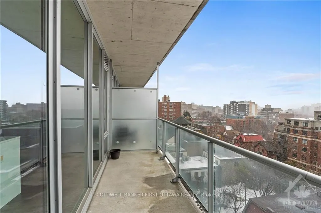 300 LISGAR Street #907