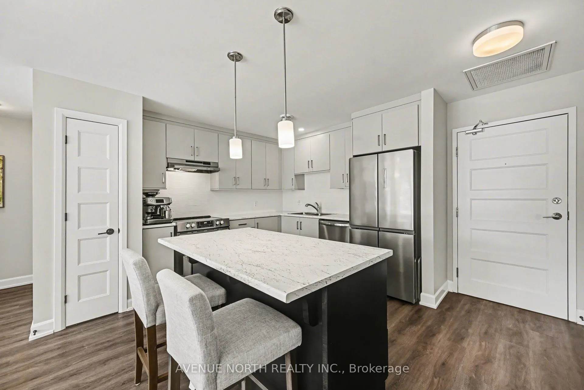 271 Belfort Street #102