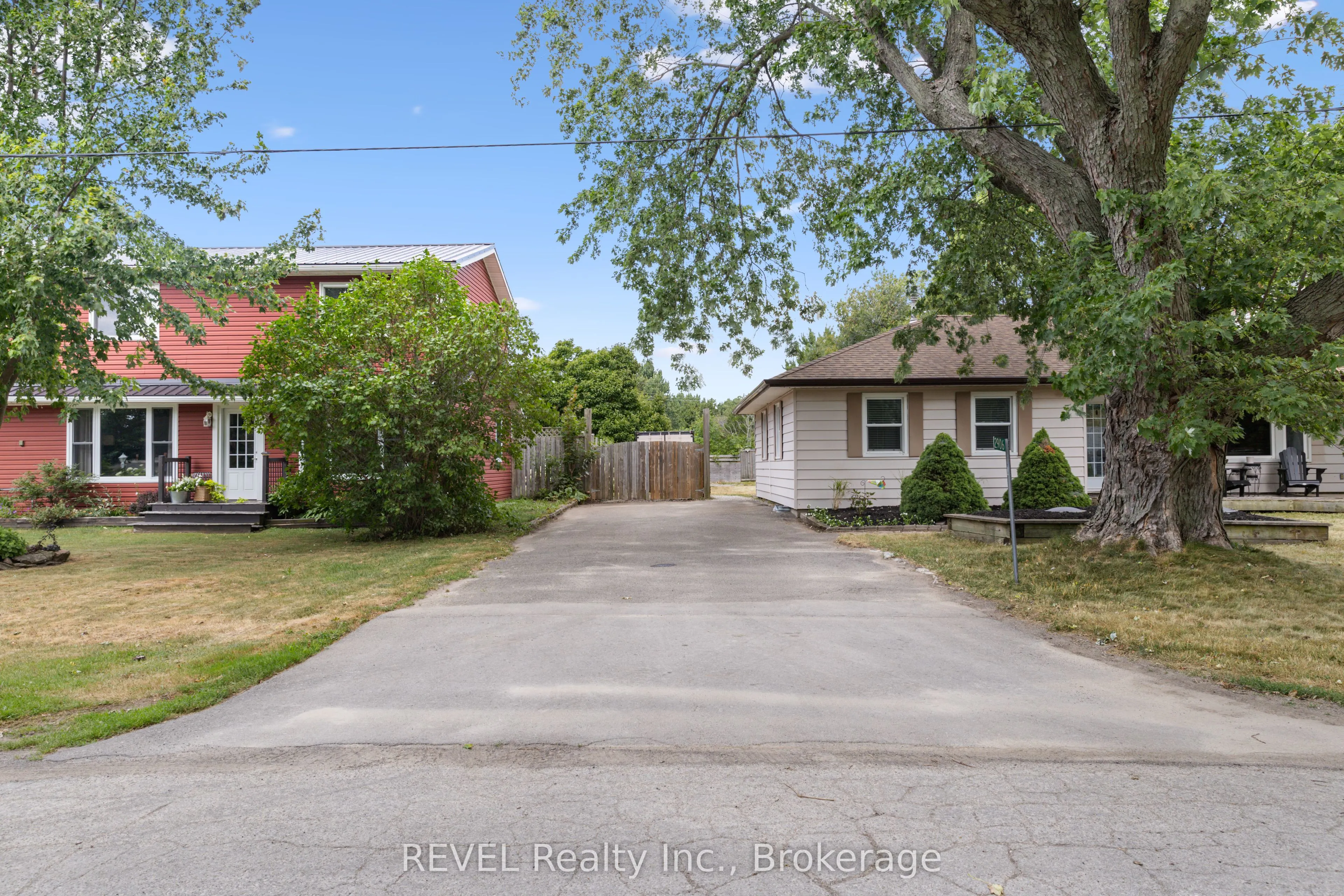 2906 June Road