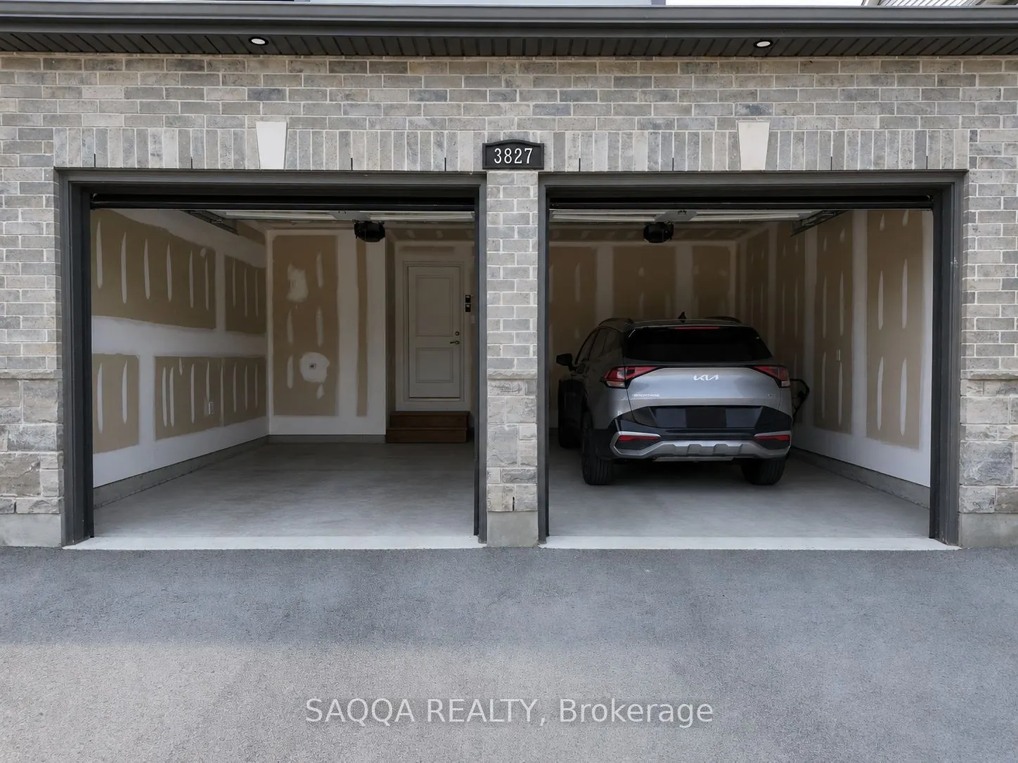 3827 Simpson Lane
