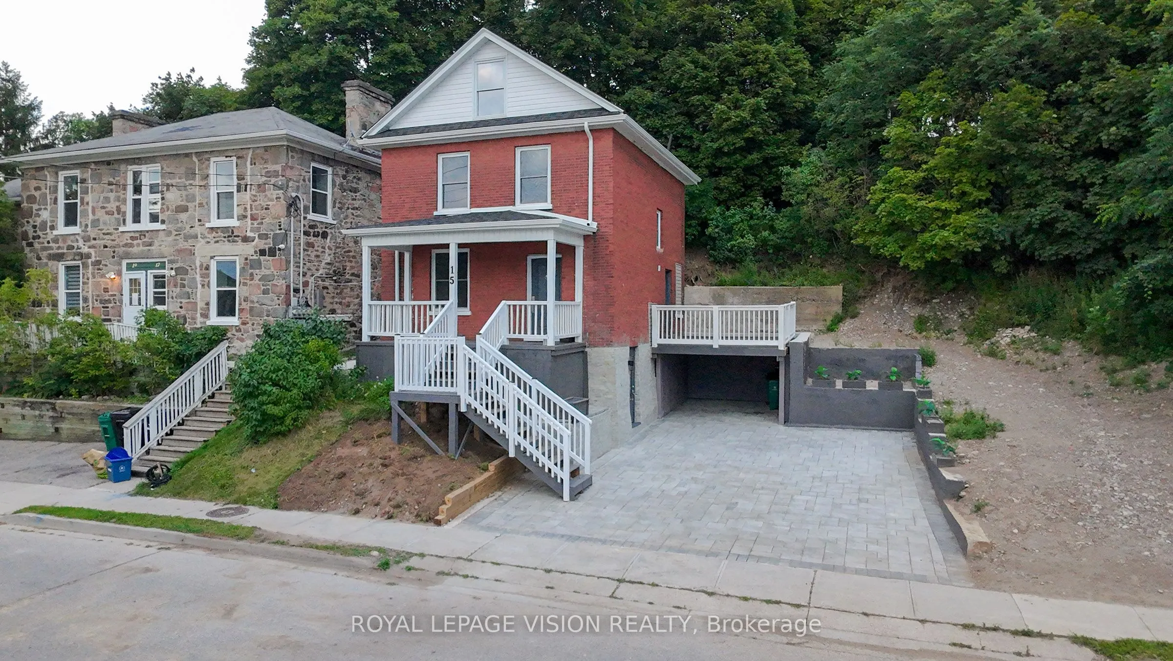 15 Shade Street
