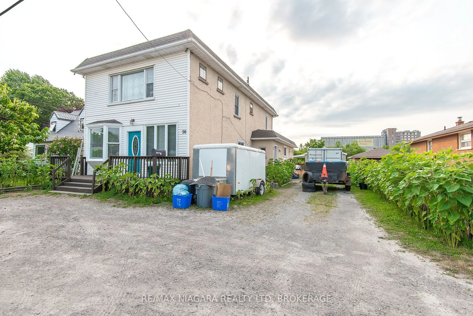 98 Chippawa Road