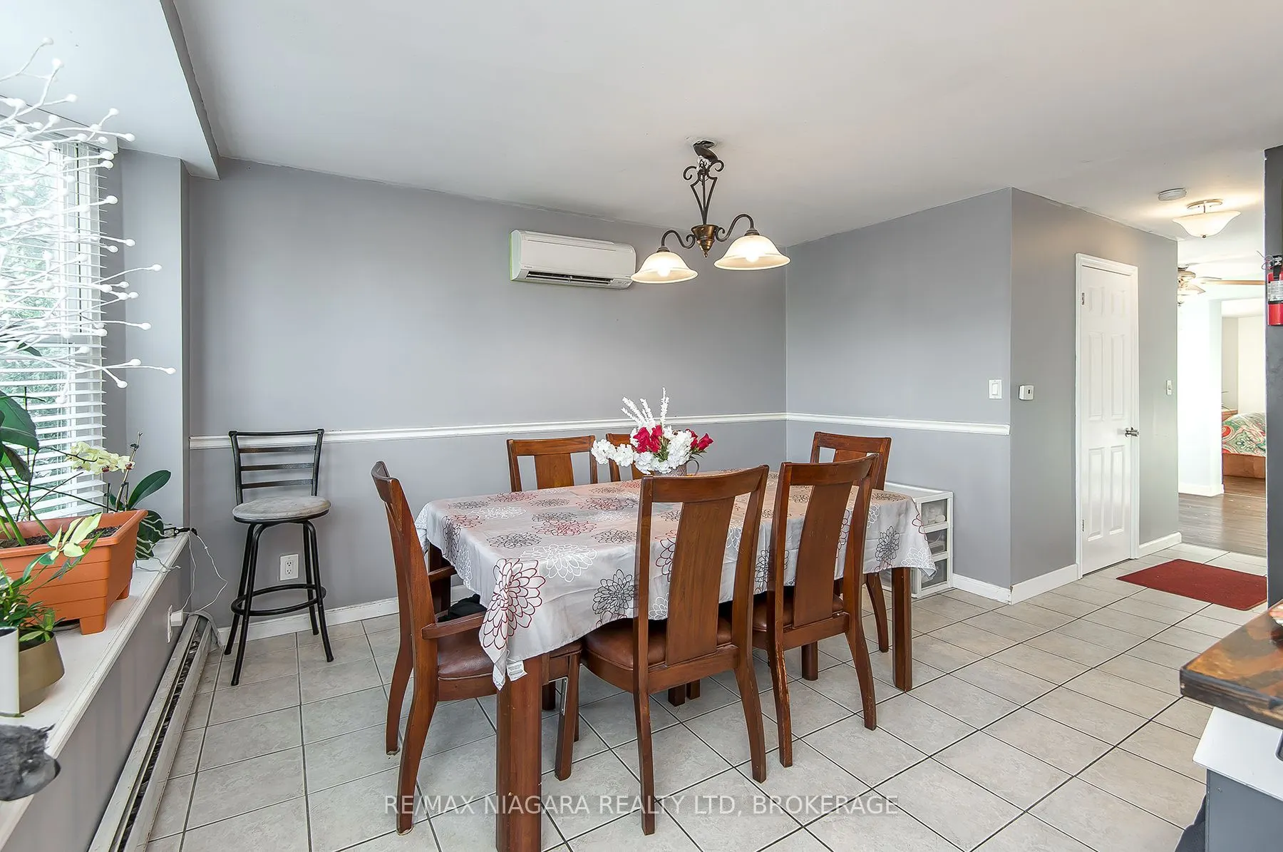 98 Chippawa Road