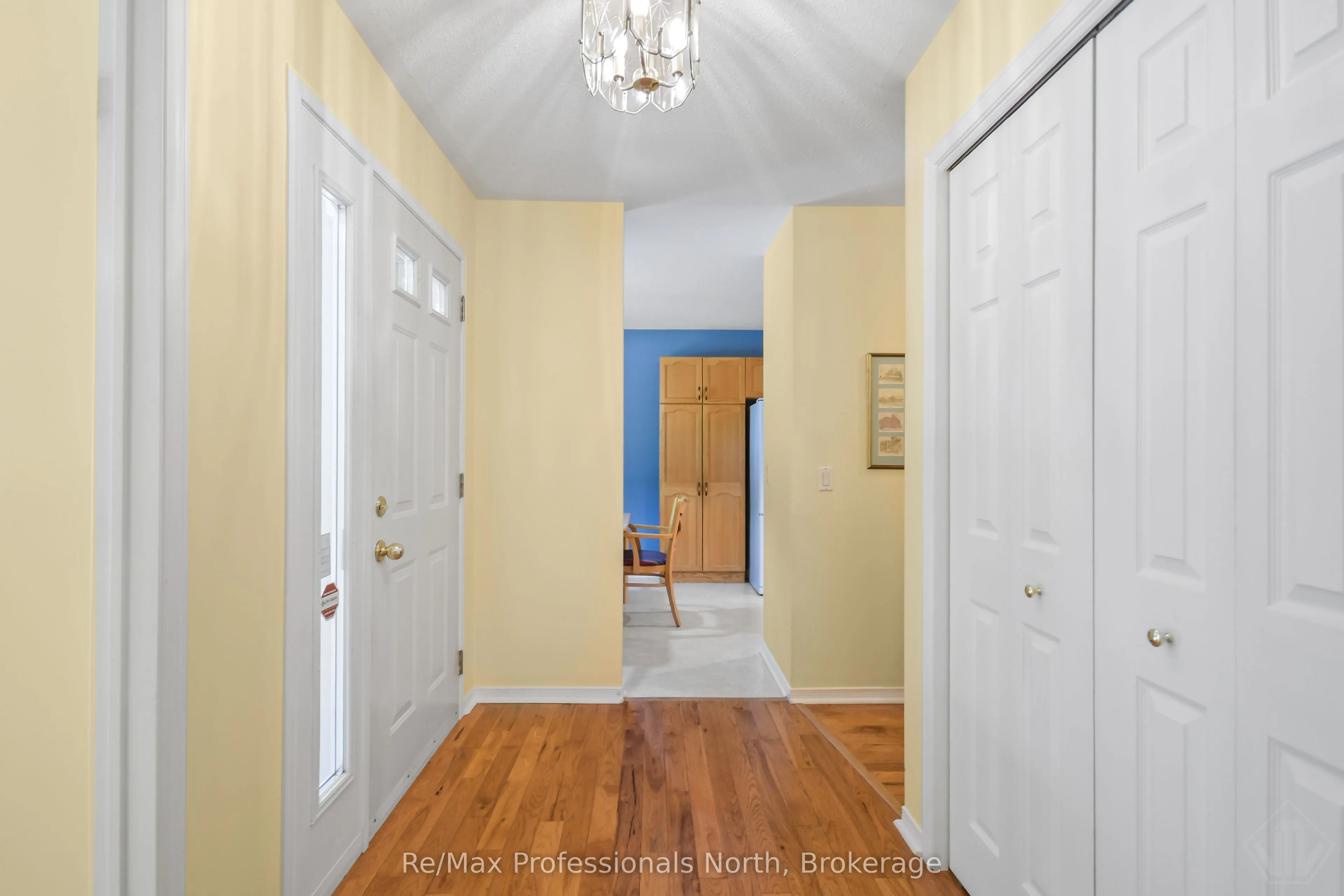 60 Pineridge Gate