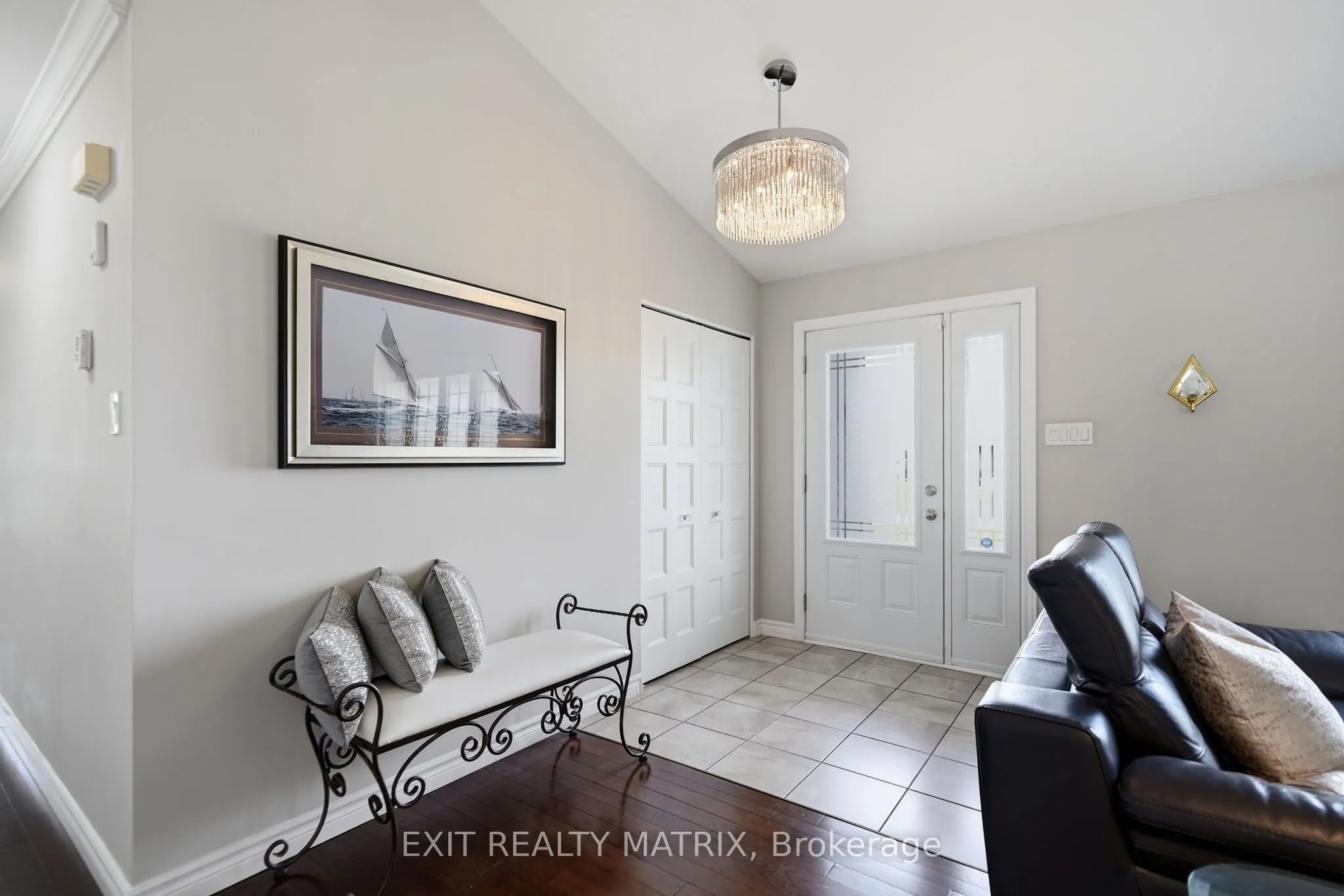 248 Des Violettes Street