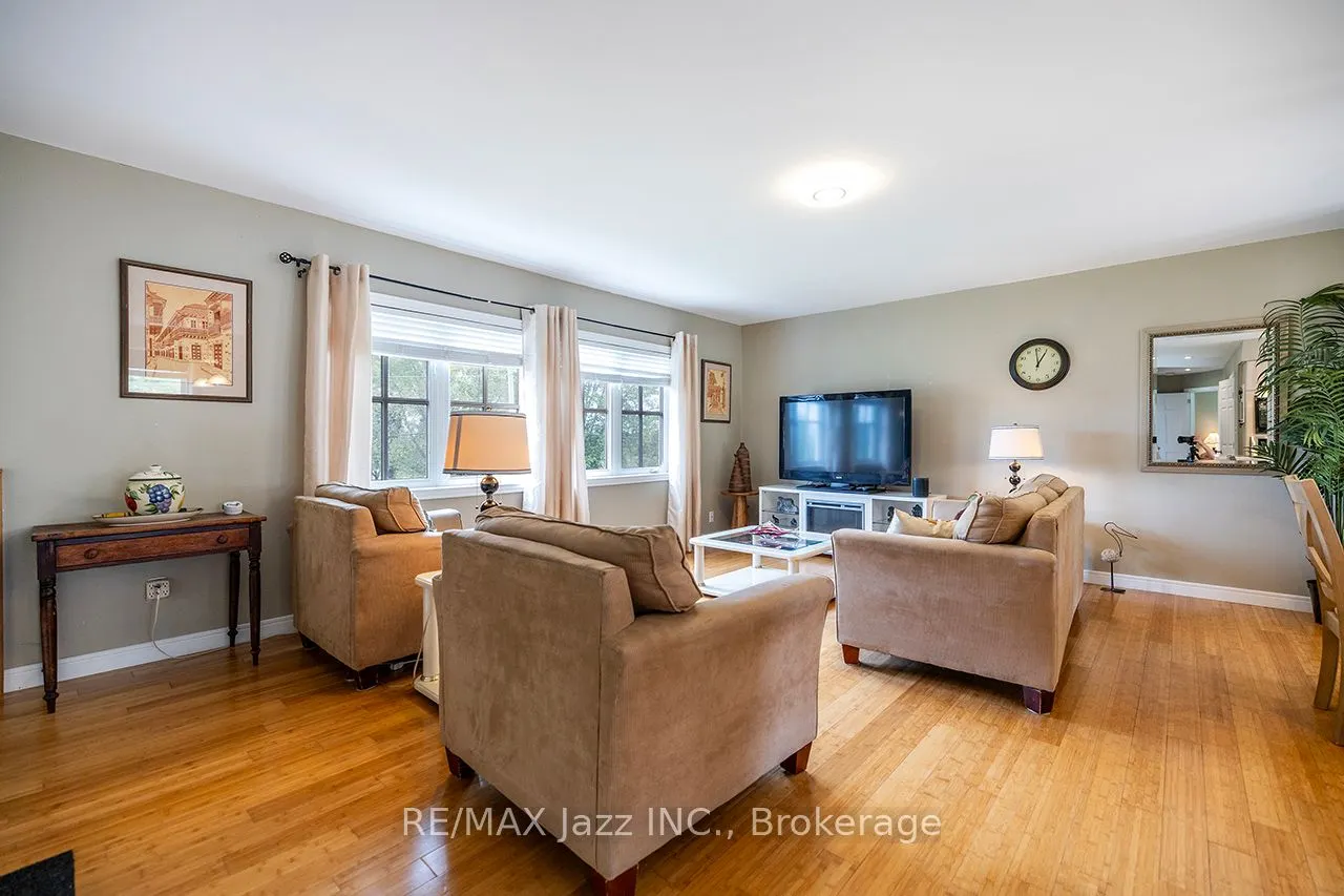 23 Bayview Drive