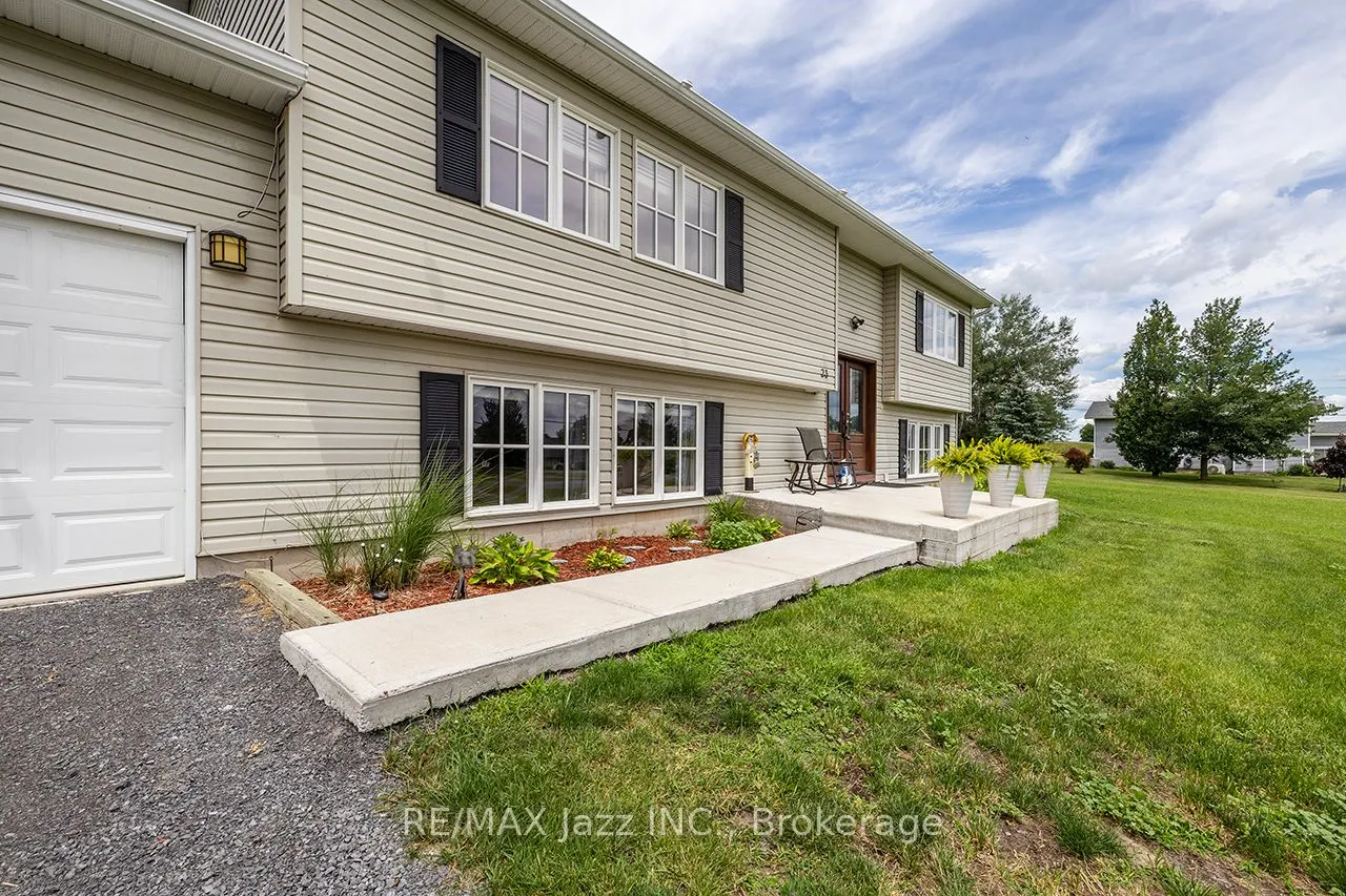 23 Bayview Drive