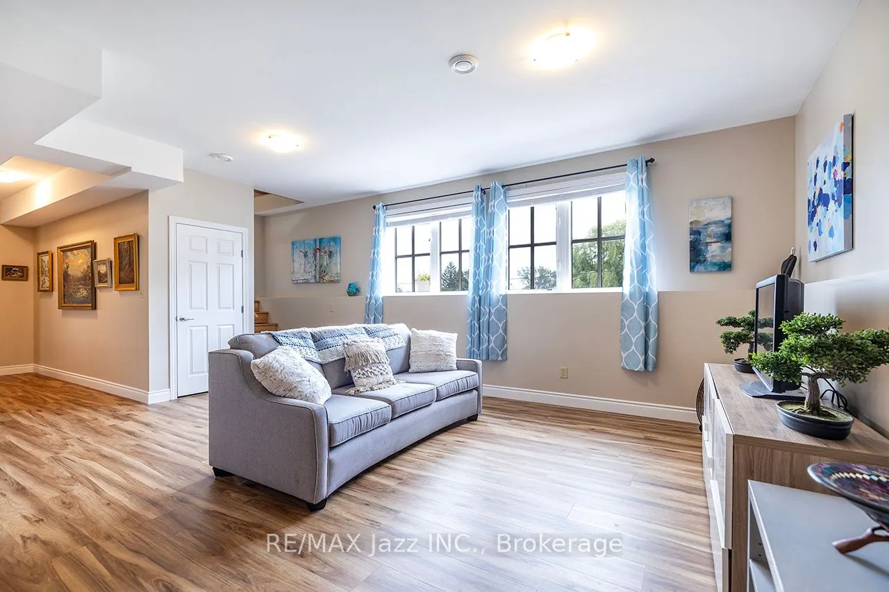23 Bayview Drive