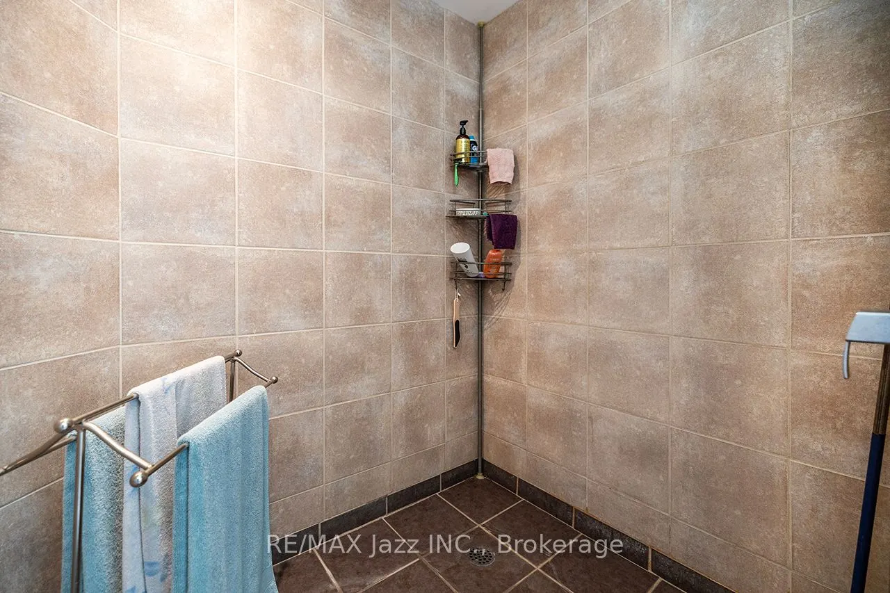 23 Bayview Drive