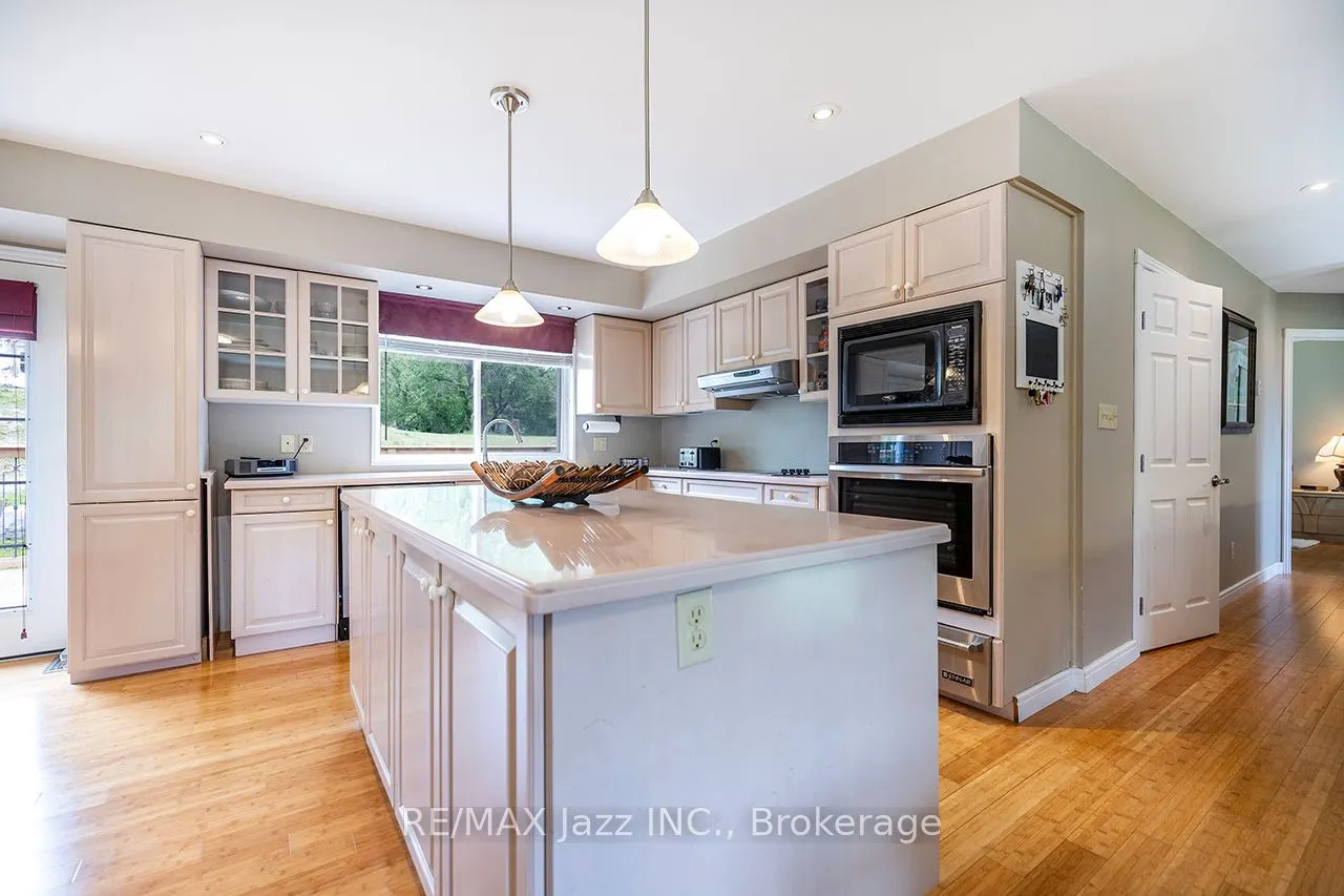 23 Bayview Drive