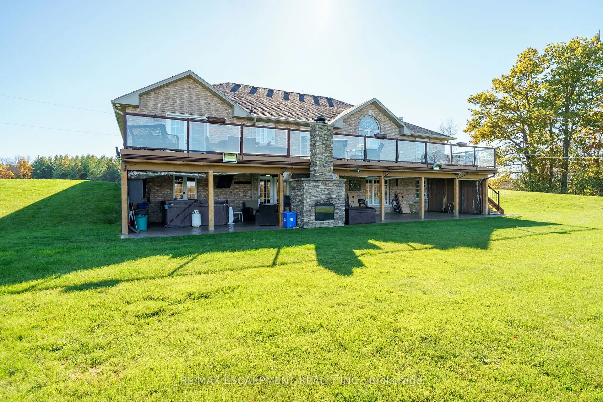 1140 River Road