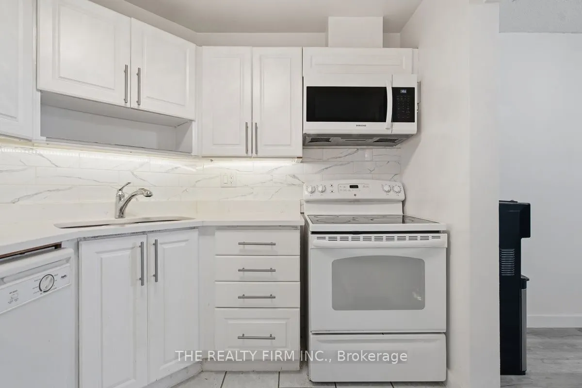 858 Commissioners Road E #1206