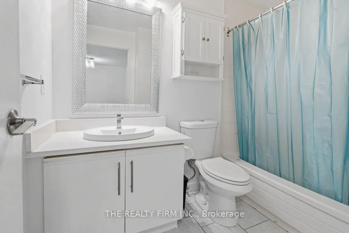 858 Commissioners Road E #1206