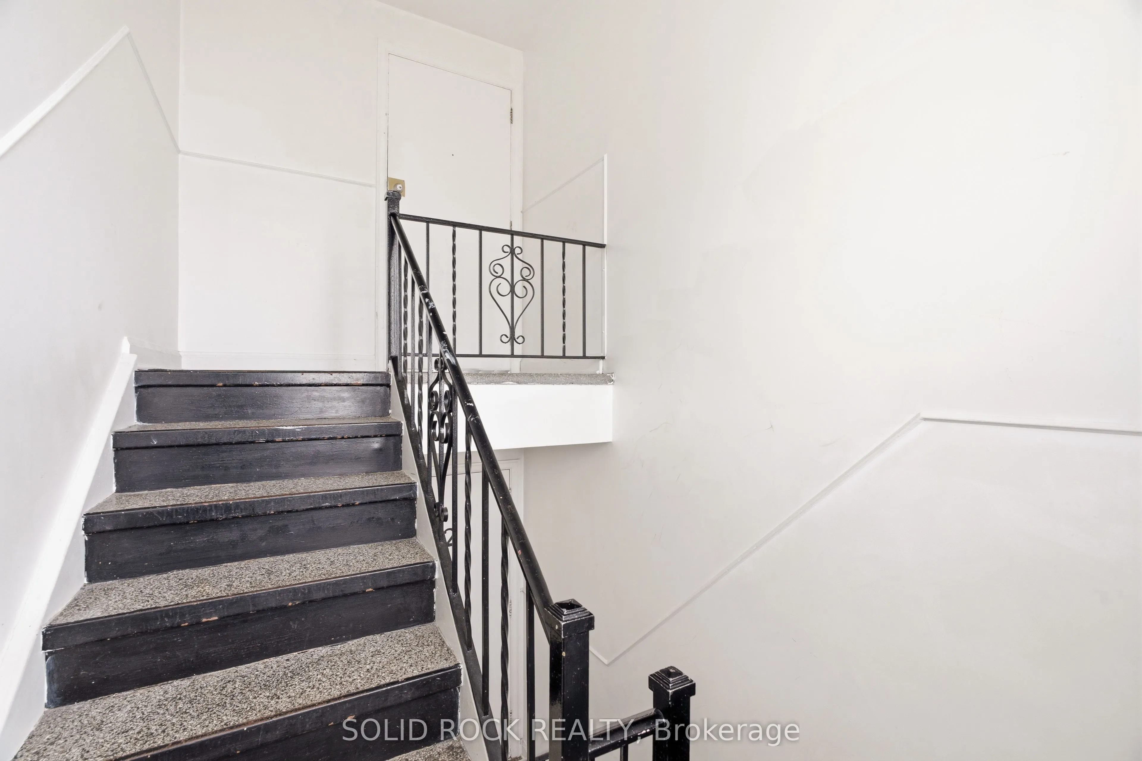 289 Mcarthur Avenue