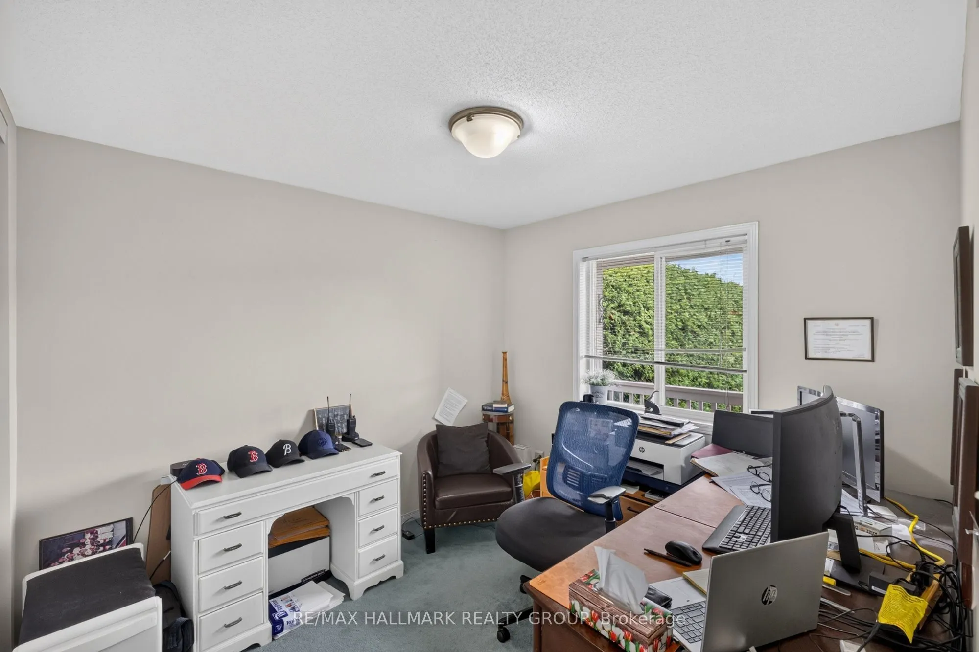 139 CASTLE GLEN Crescent