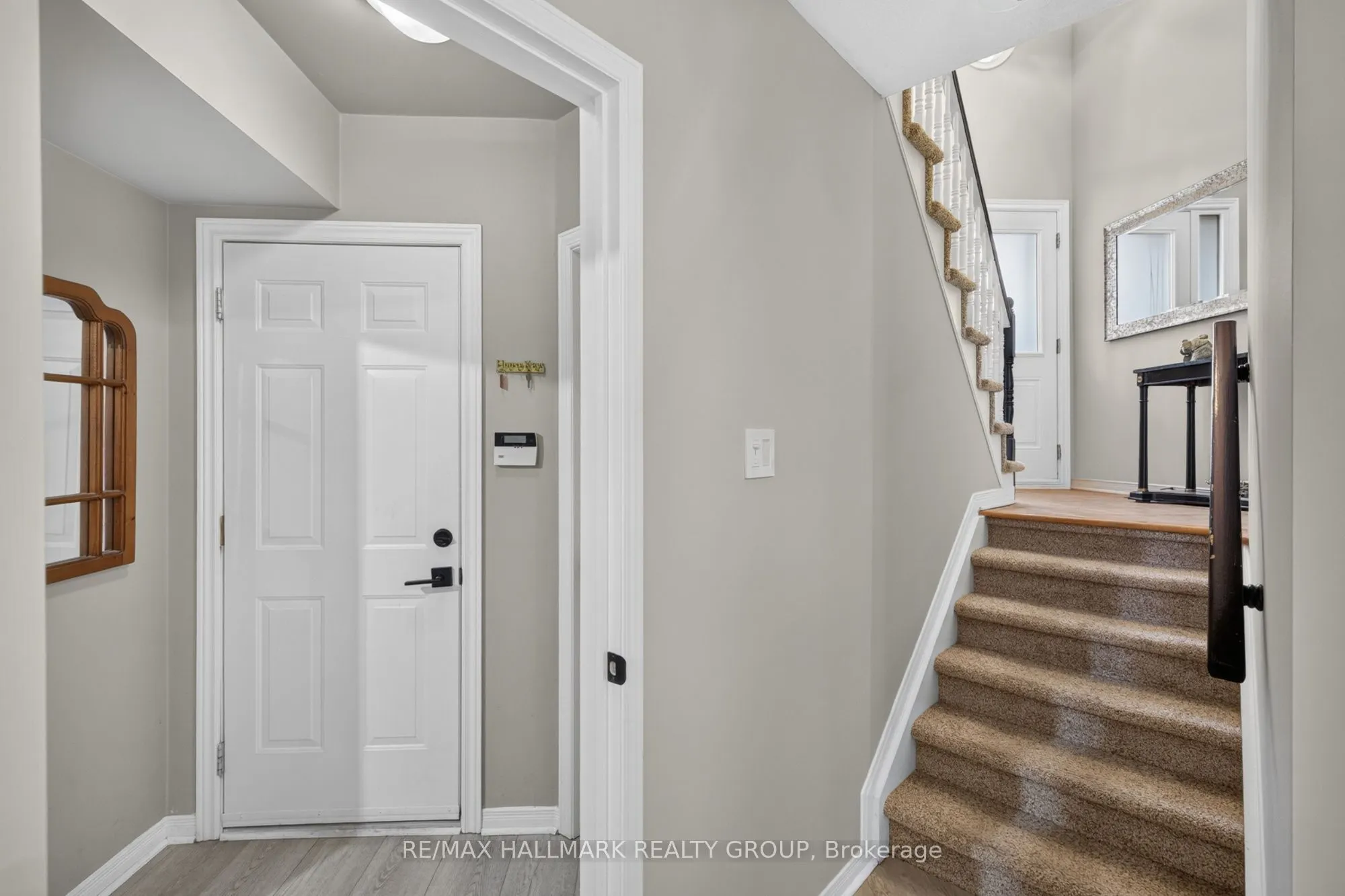 139 CASTLE GLEN Crescent