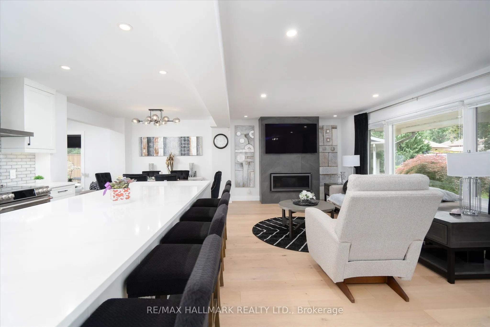 119 Charlotte Place