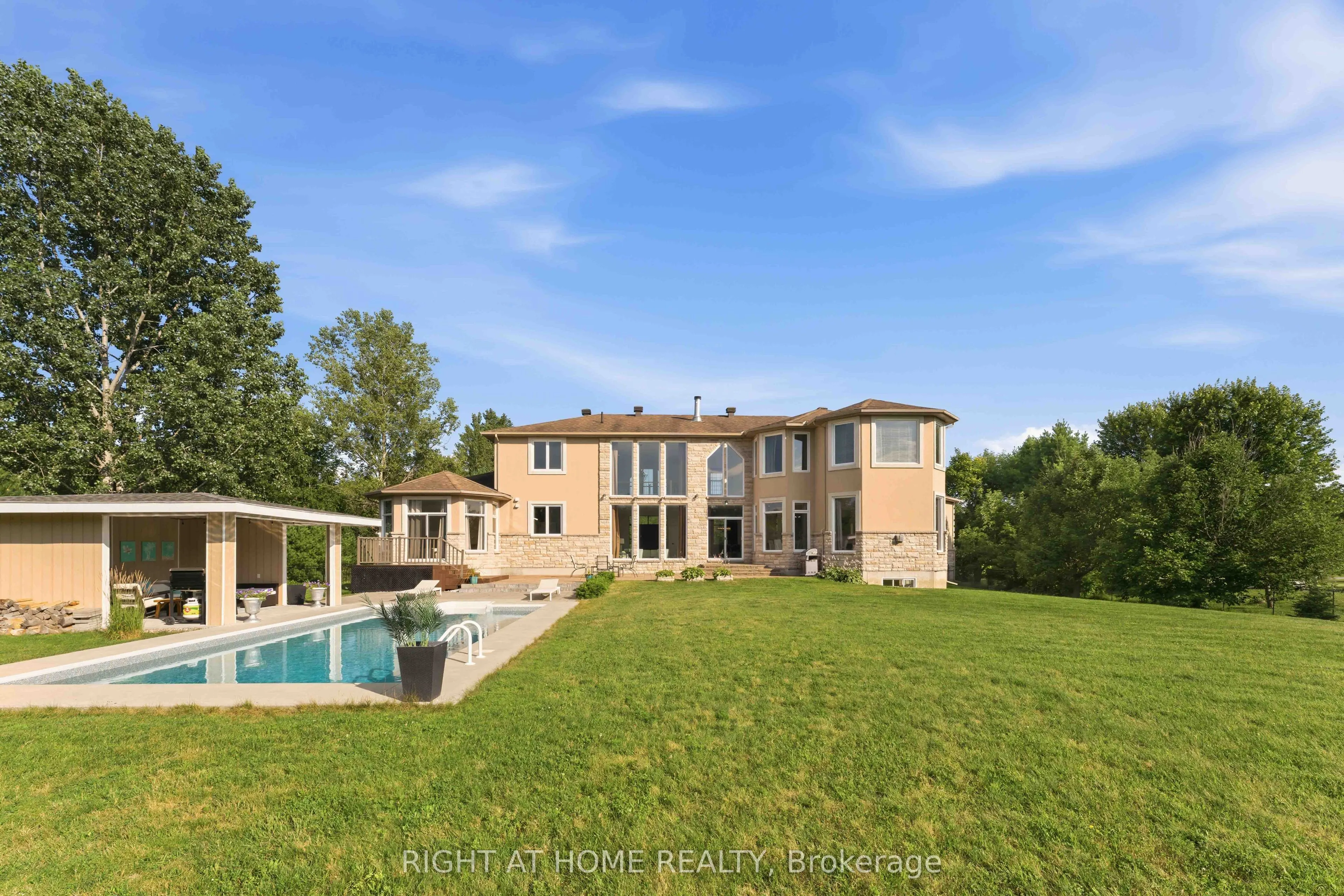 1607 Landel Drive
