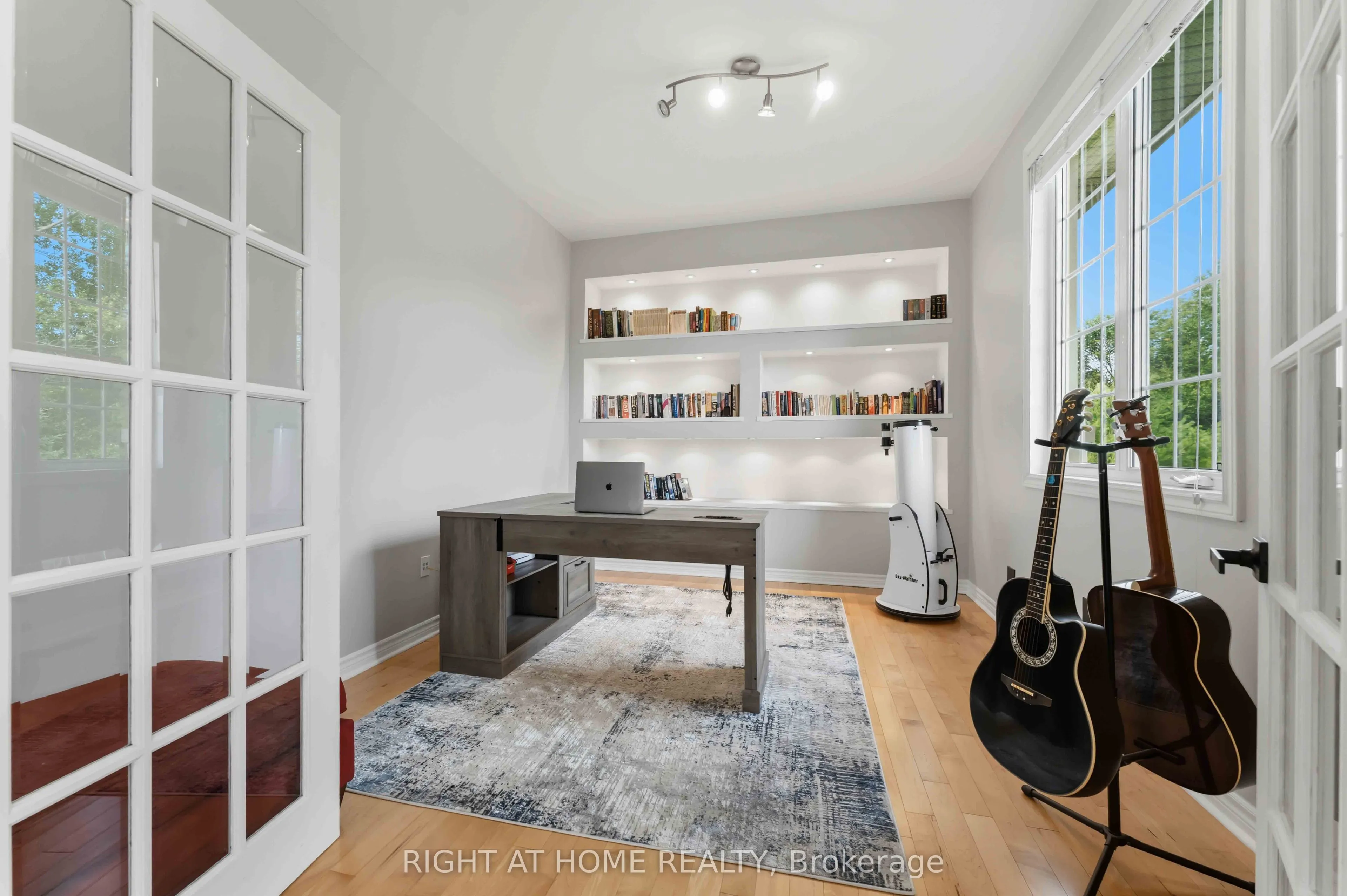 1607 Landel Drive