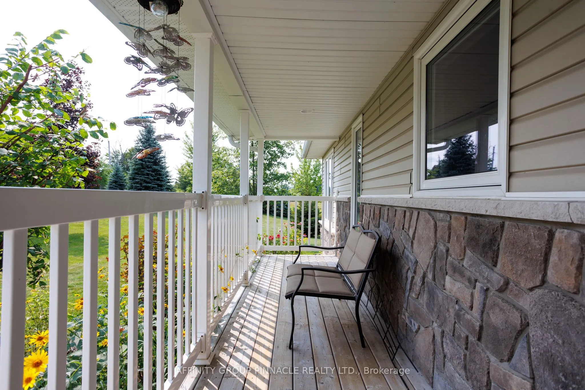 243 Fairbairn Road
