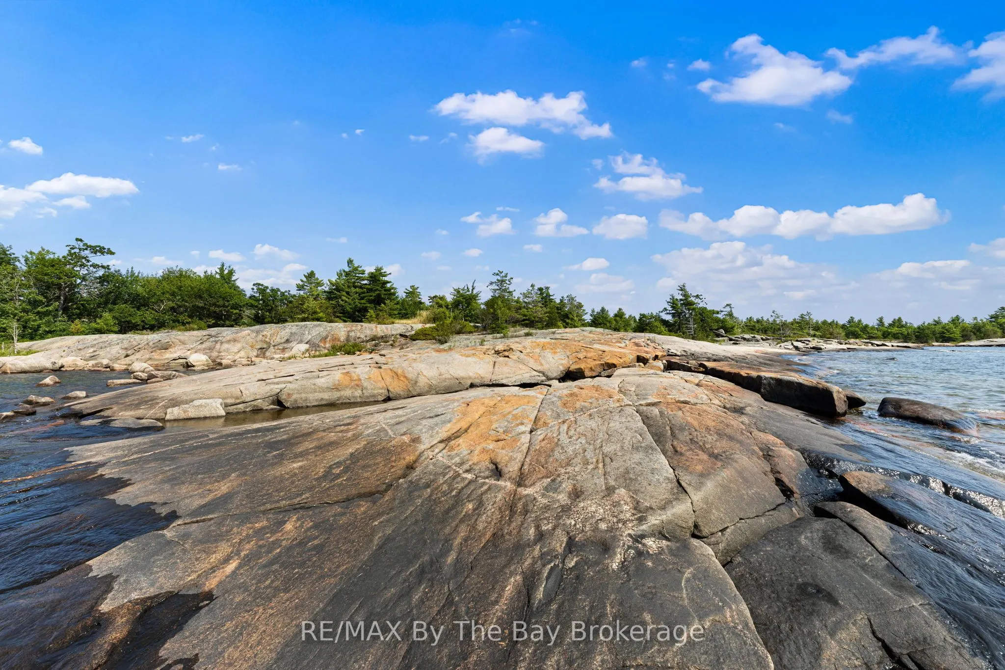 28640 Georgian Bay Shore