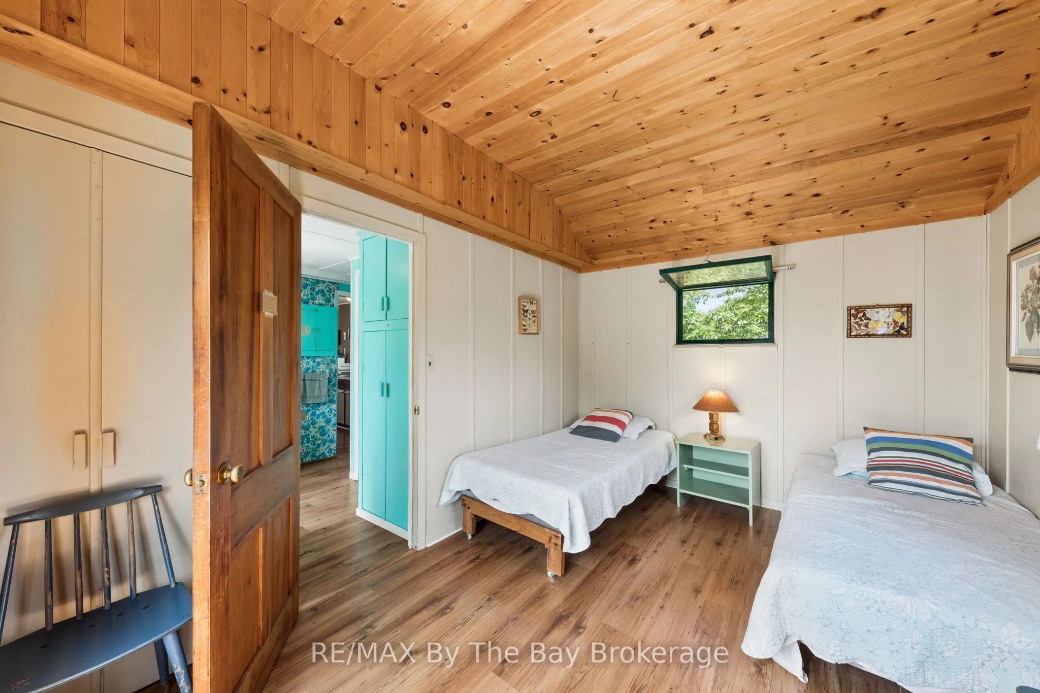 28640 Georgian Bay Shore