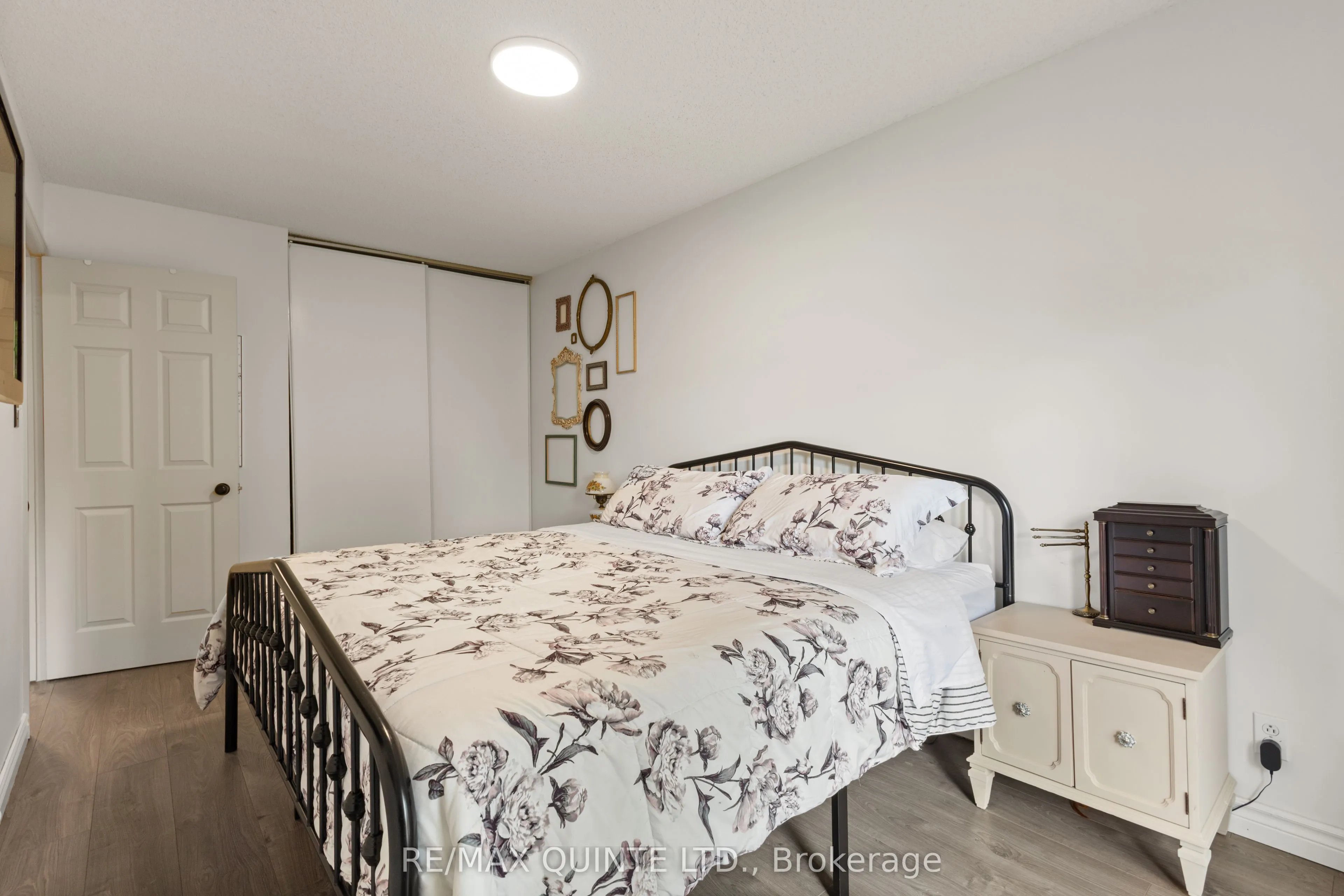 45 Prince Edward Street #5