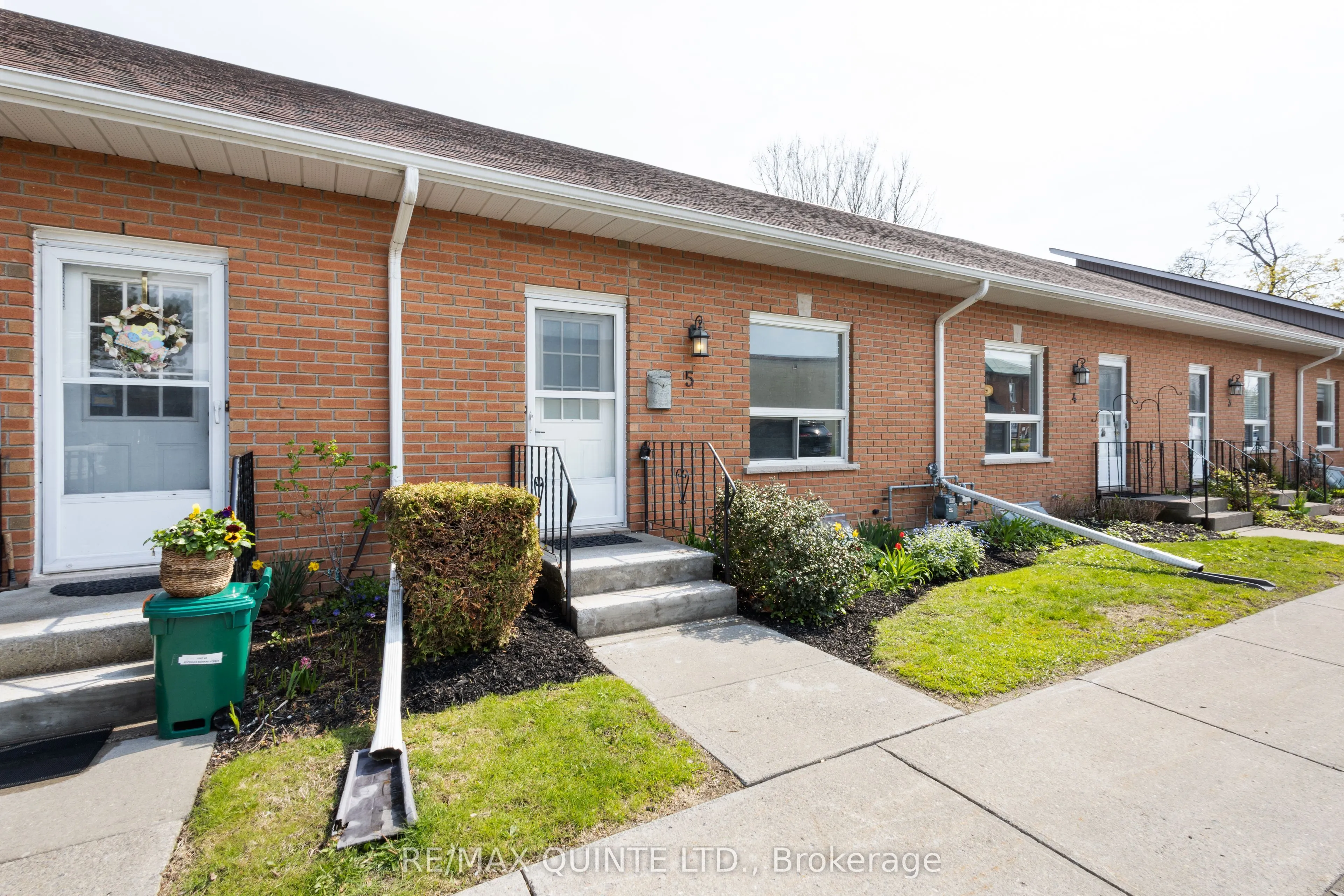 45 Prince Edward Street #5
