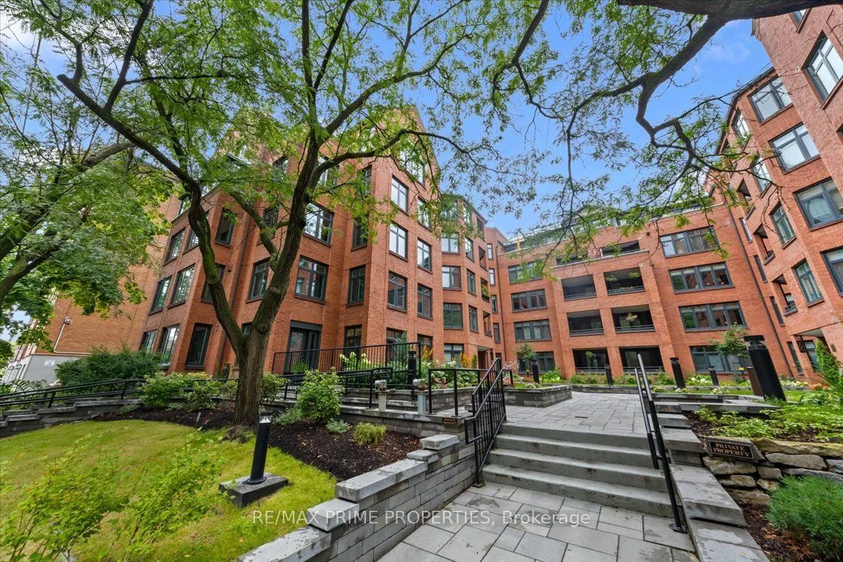205 Somerset Street W #105