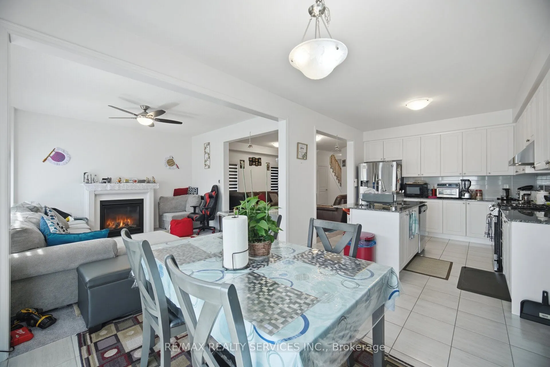 106 Seeley Avenue