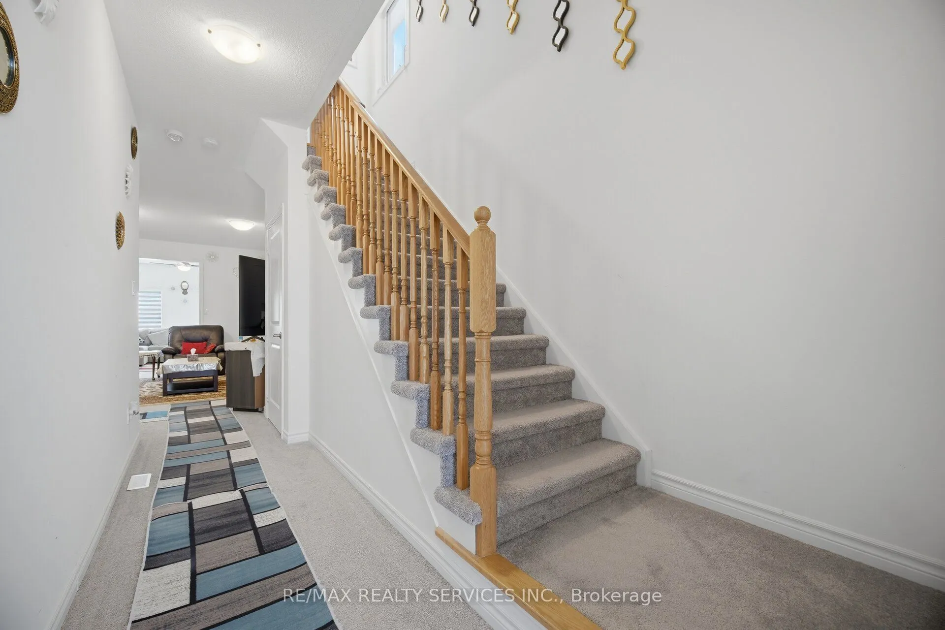 106 Seeley Avenue