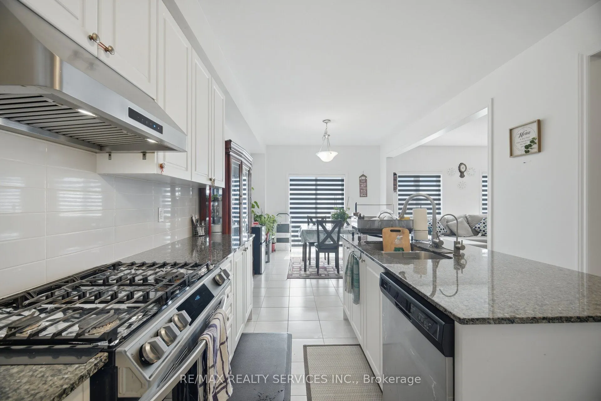 106 Seeley Avenue