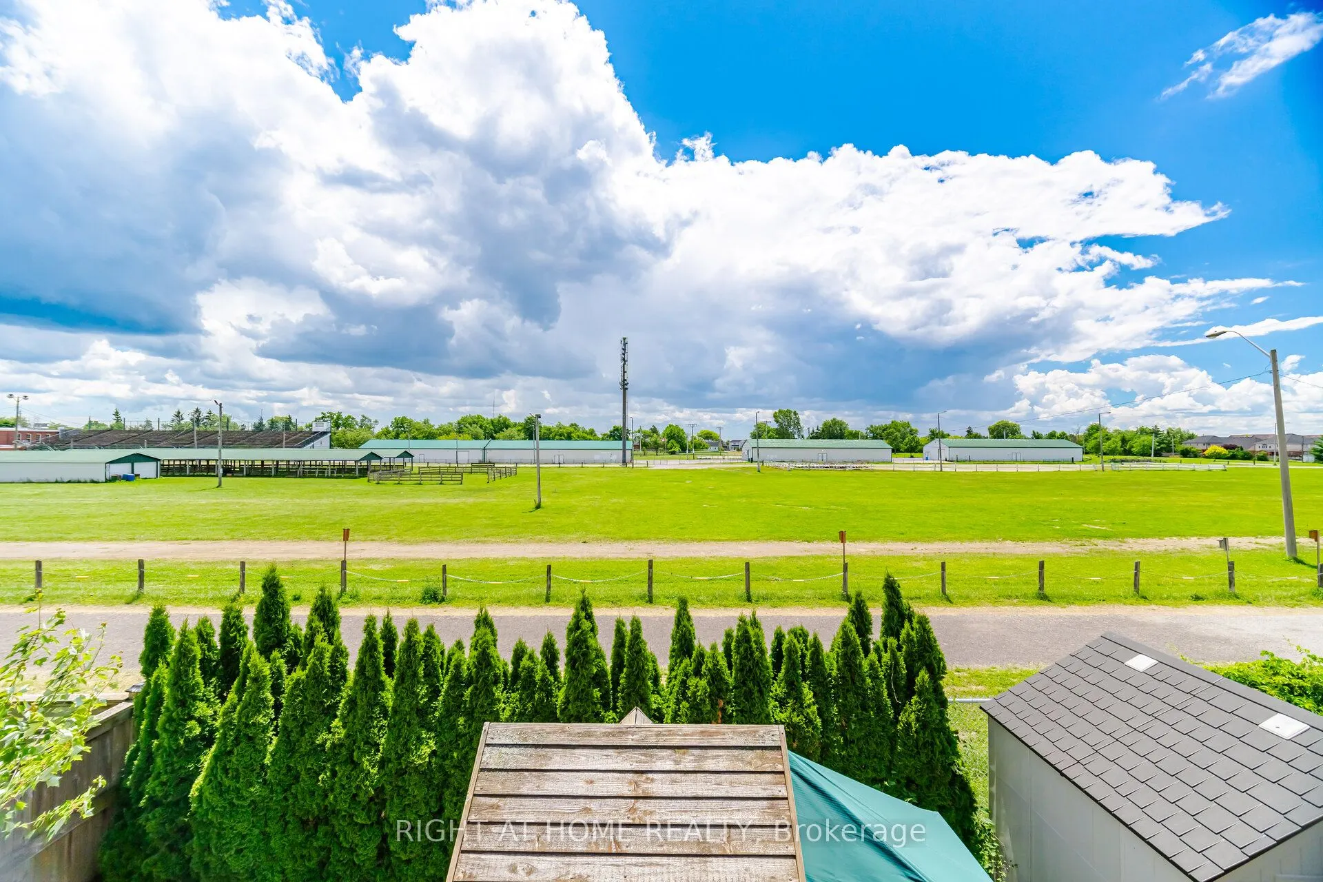 79 Garinger Crescent