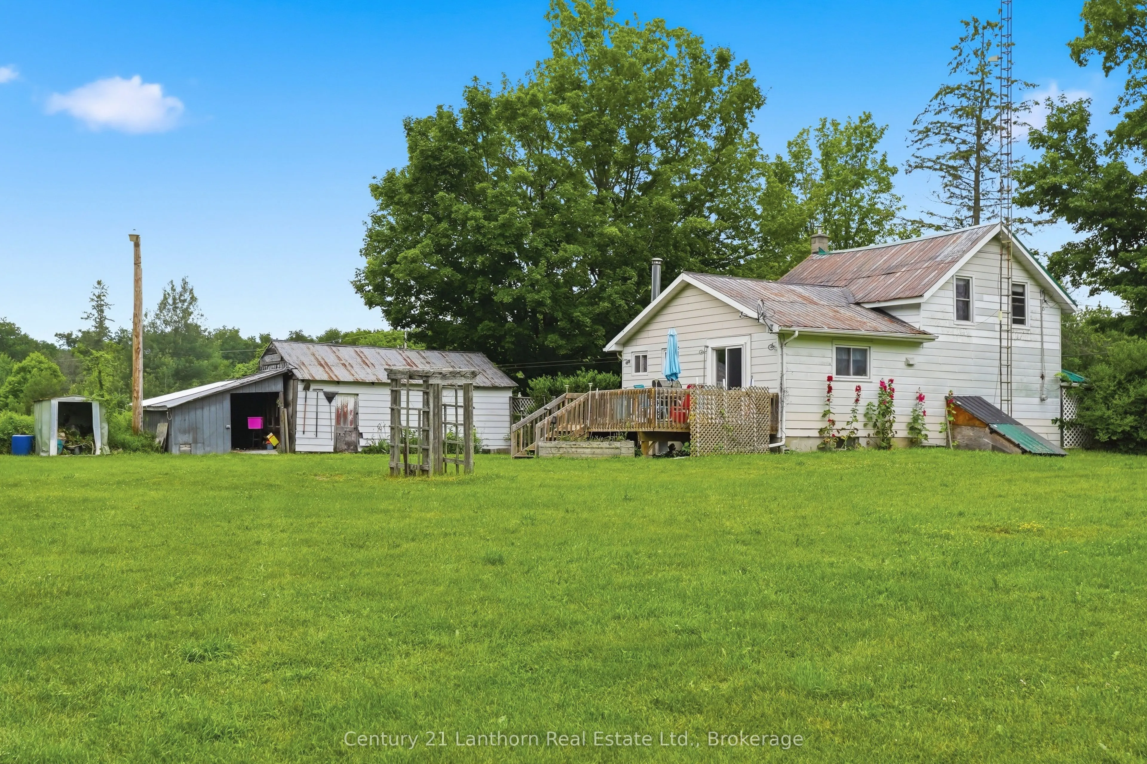 1504 Vanderwater Road