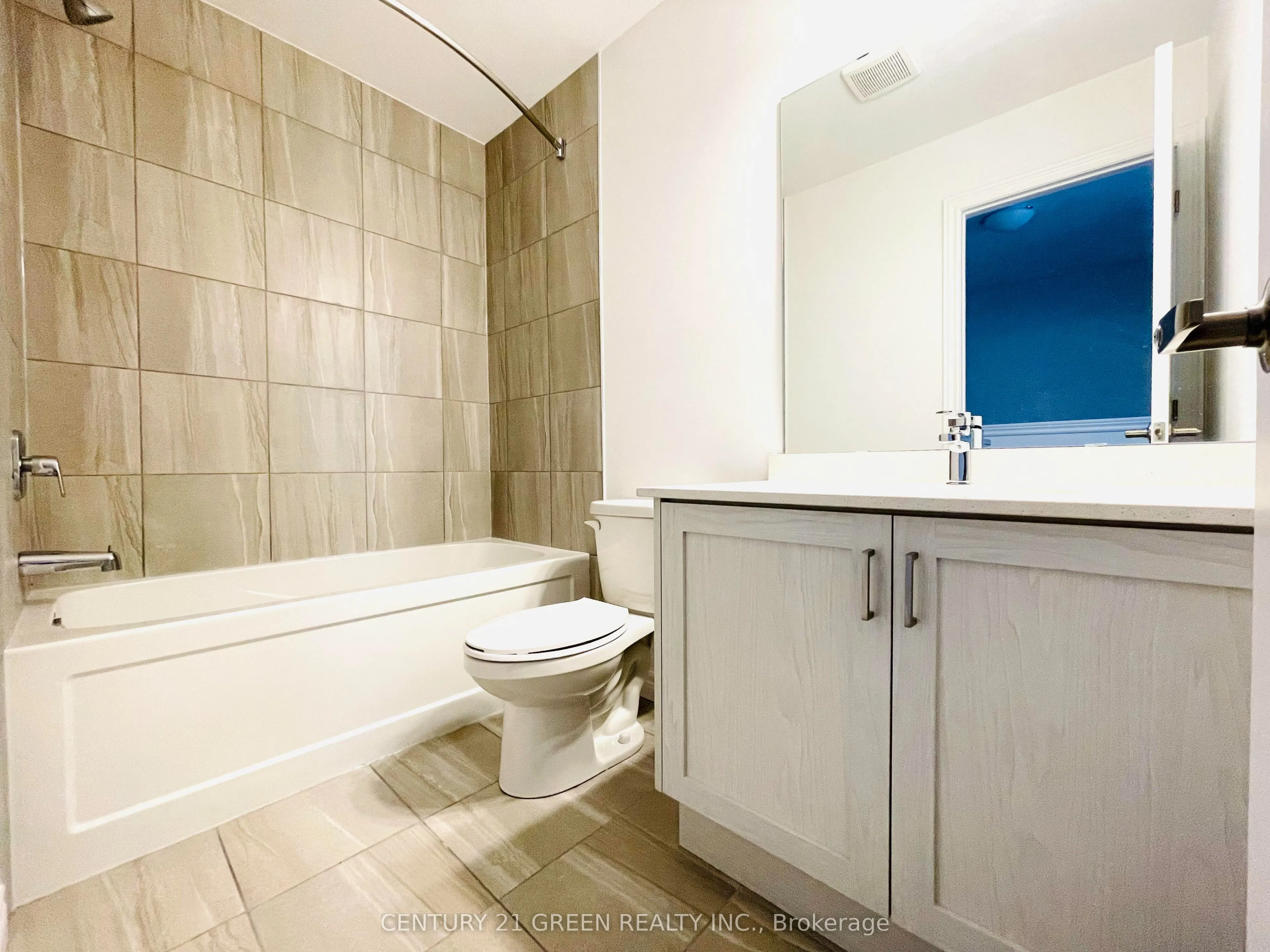 575 Woodward Avenue #11