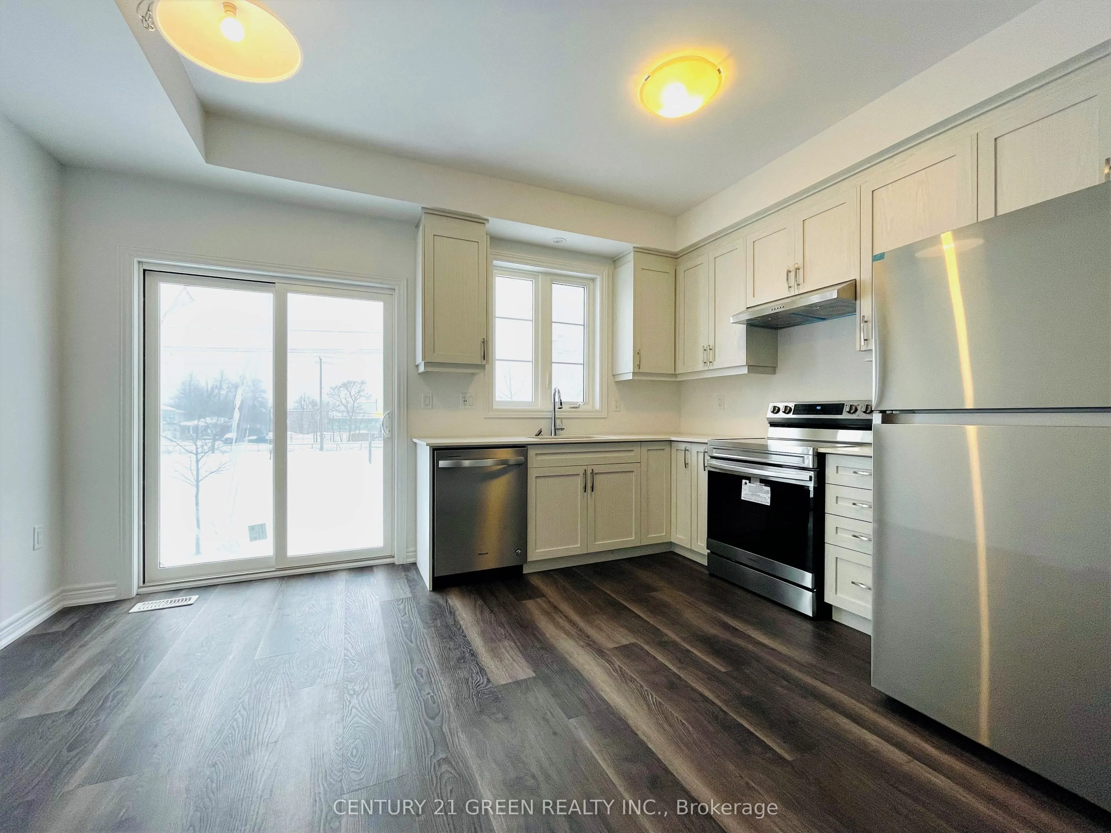 575 Woodward Avenue #11