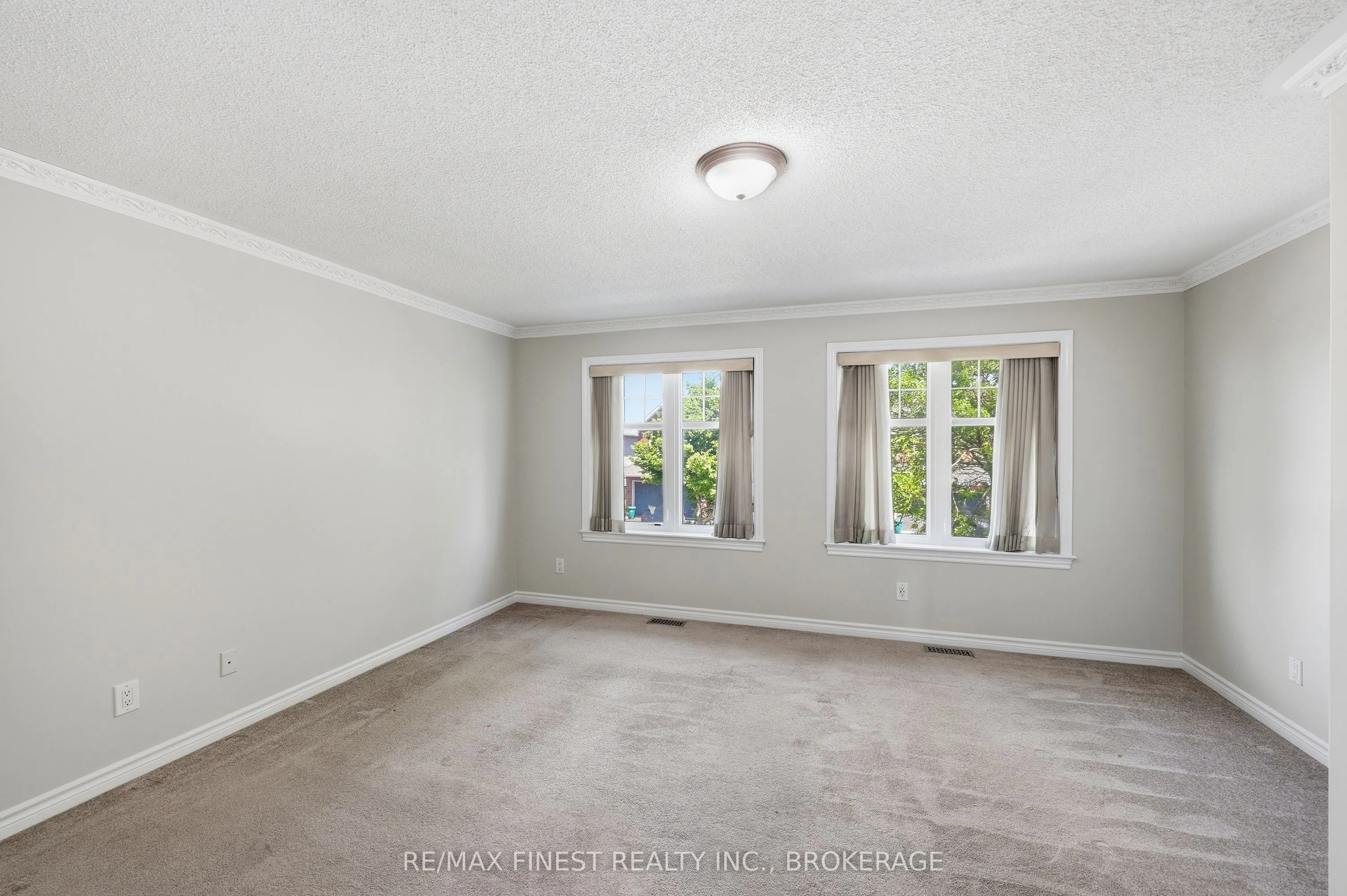 896 Cottonwood Avenue