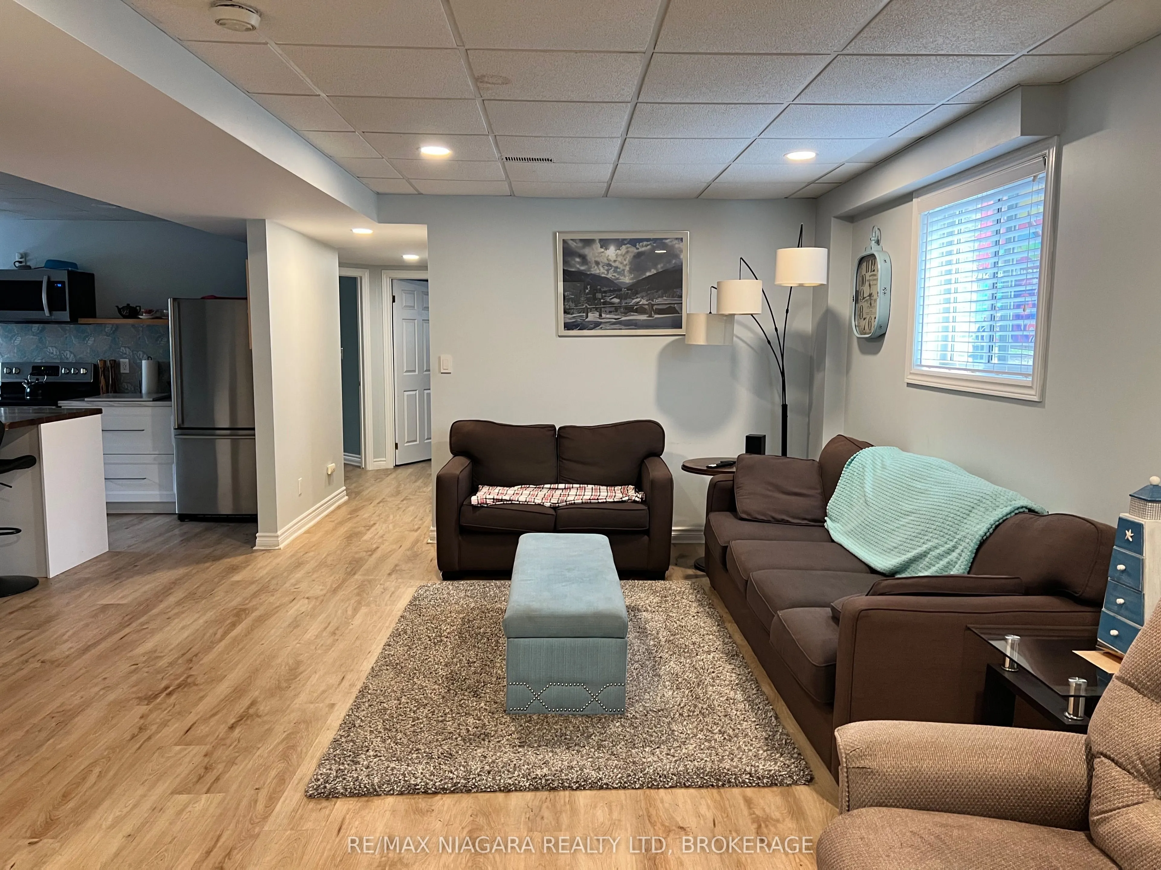 1487 Barron Road