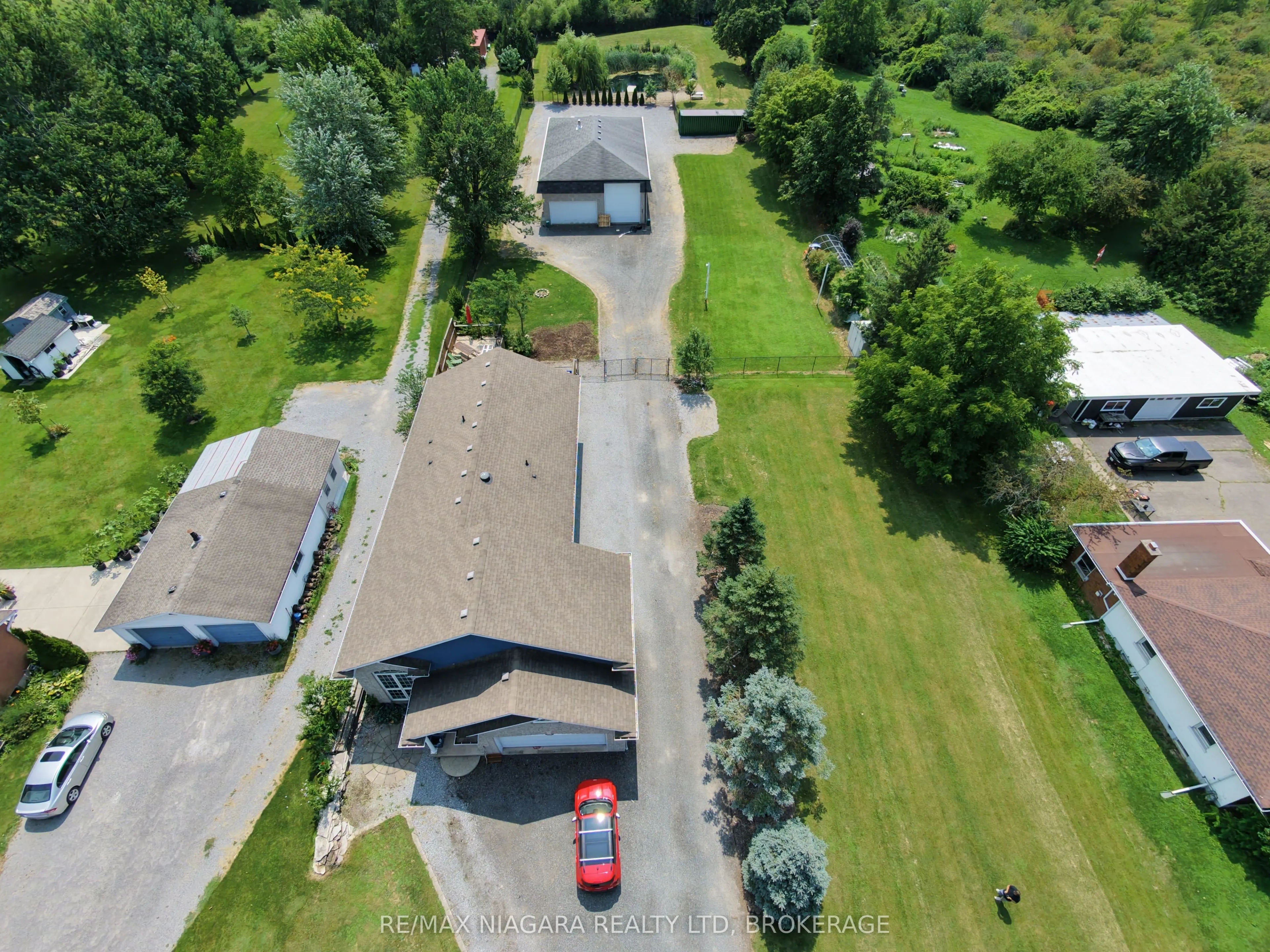 1487 Barron Road