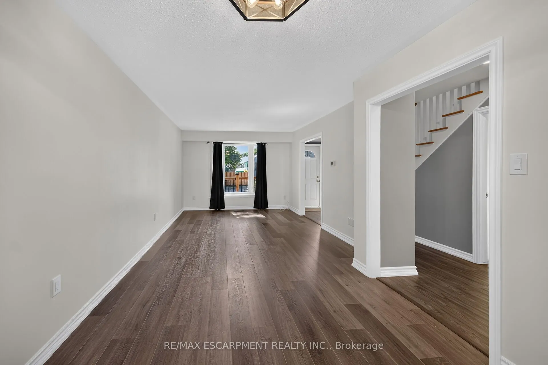 199 YORK Road #2