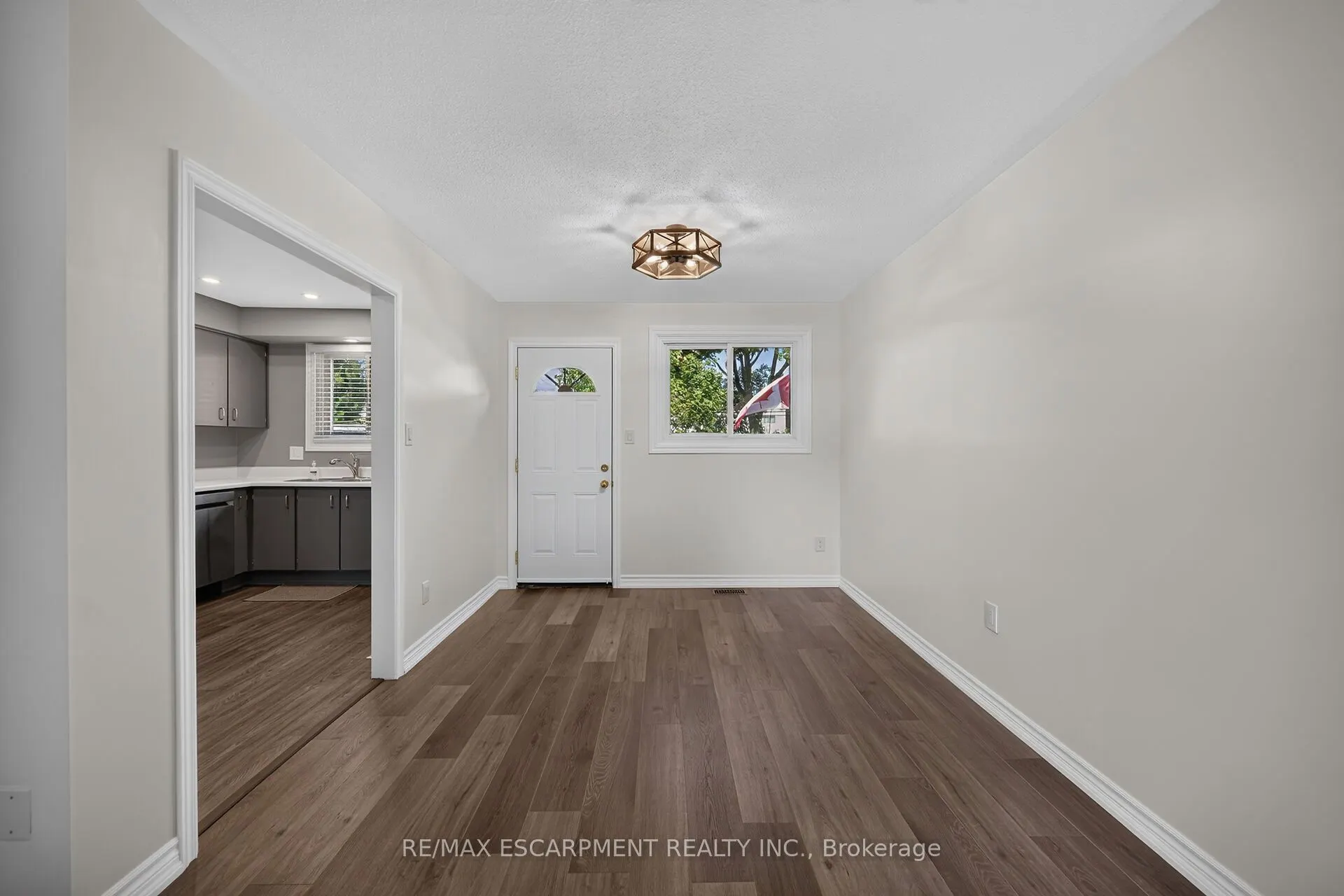 199 YORK Road #2