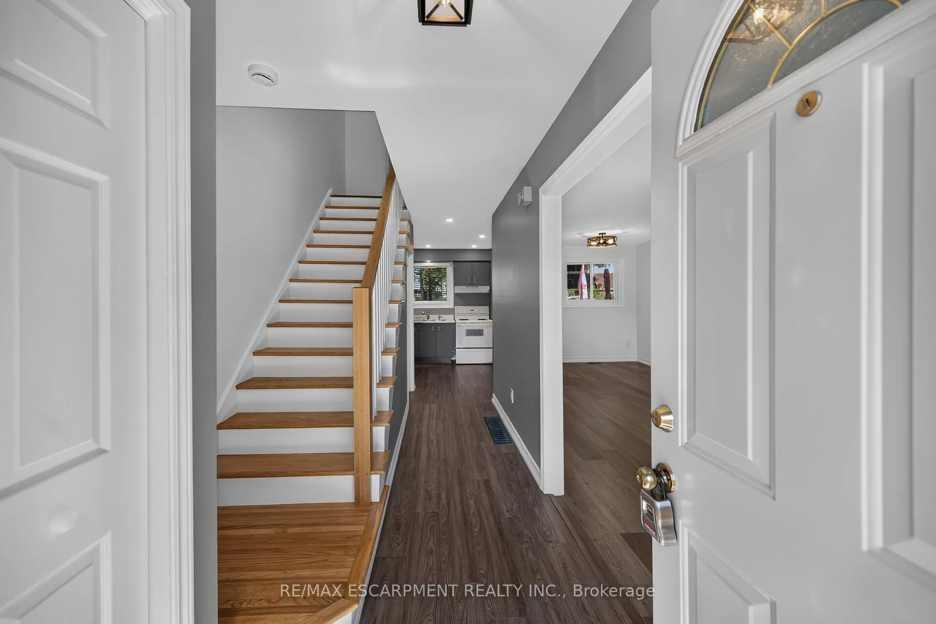 199 YORK Road #2