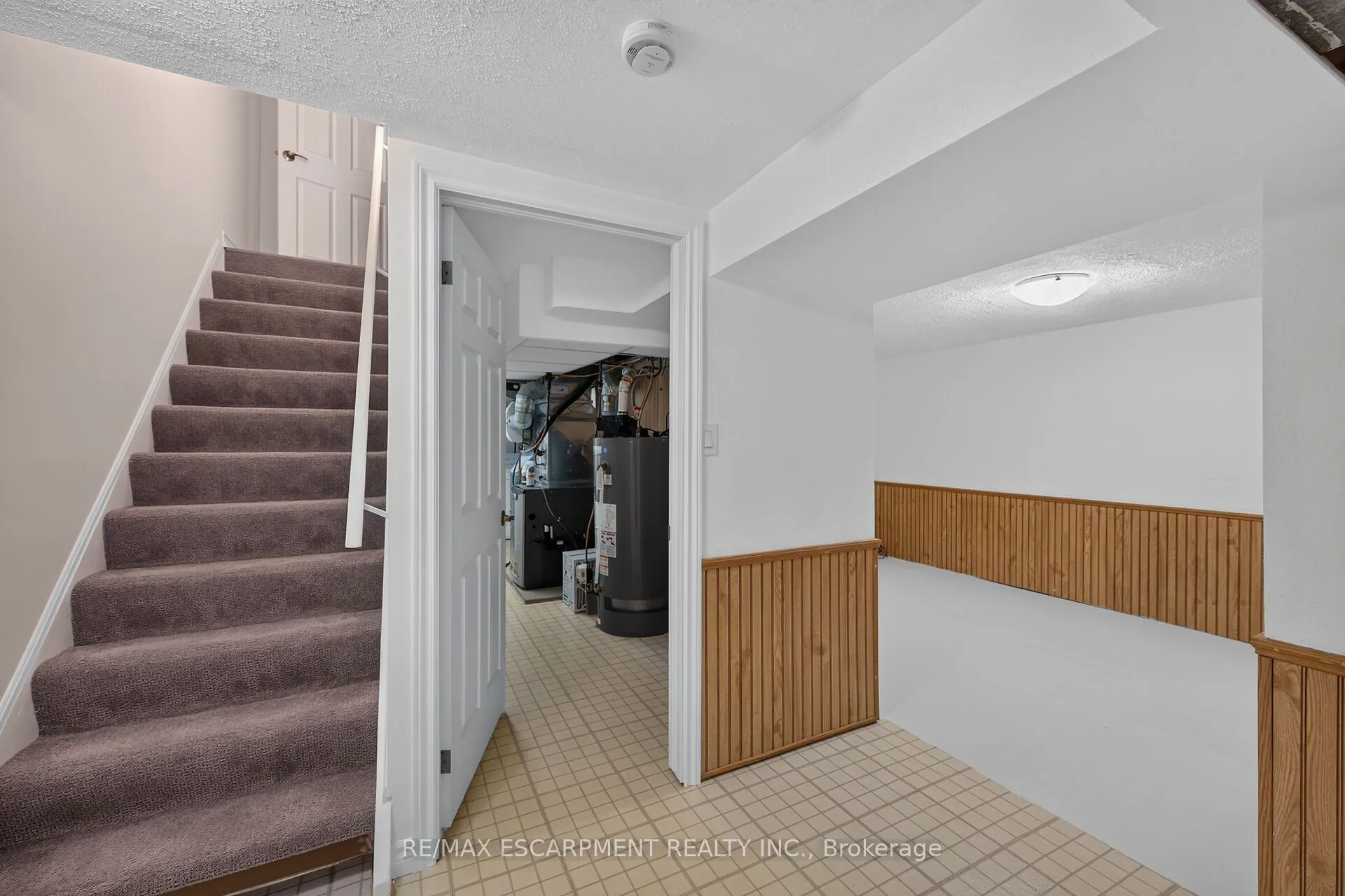 199 YORK Road #2