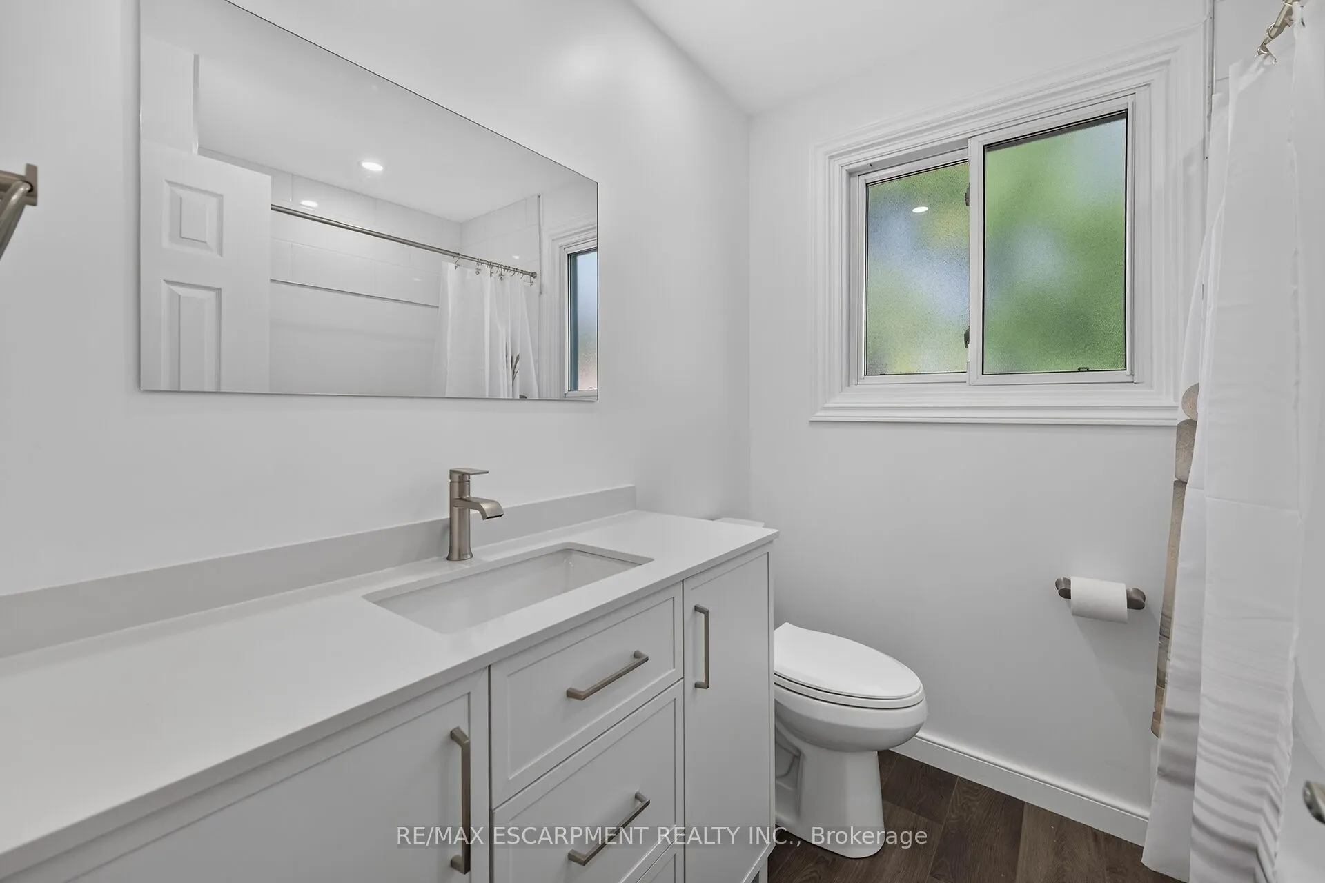 199 YORK Road #2