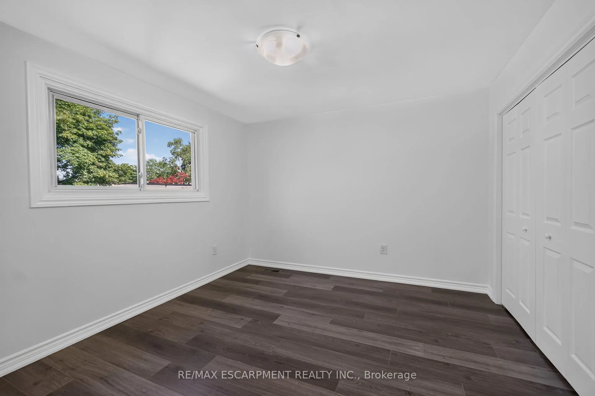 199 YORK Road #2