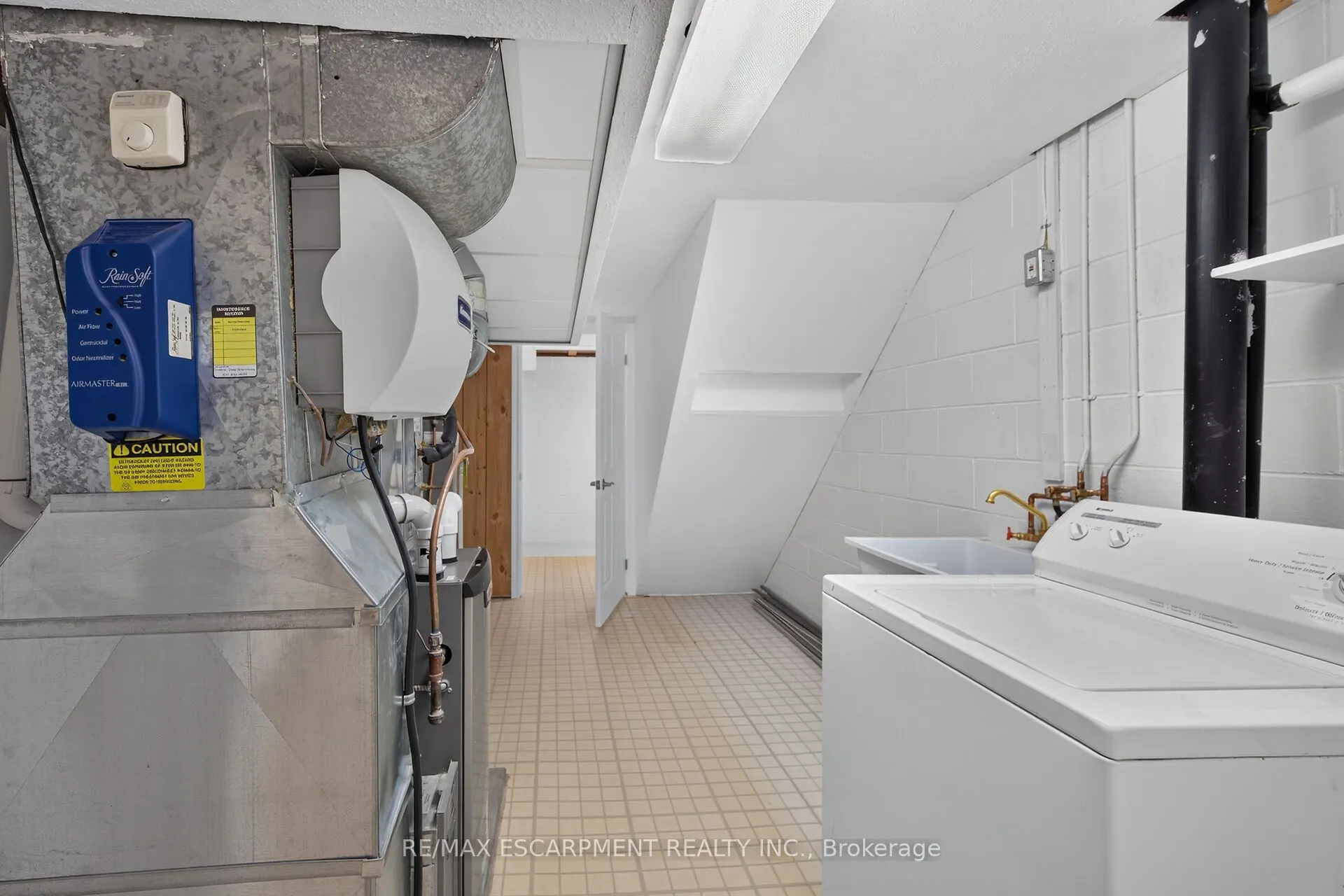 199 YORK Road #2