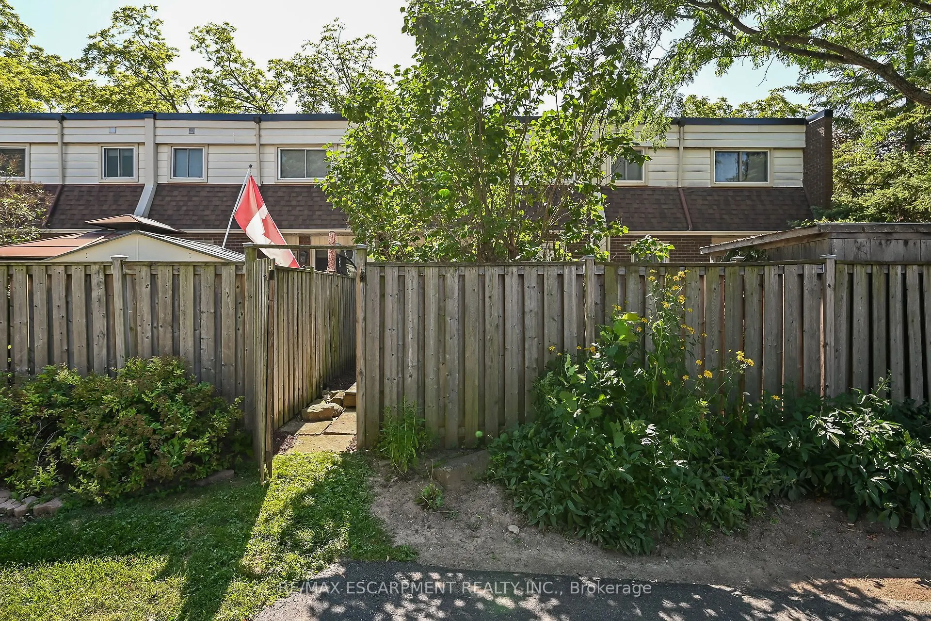 199 YORK Road #2