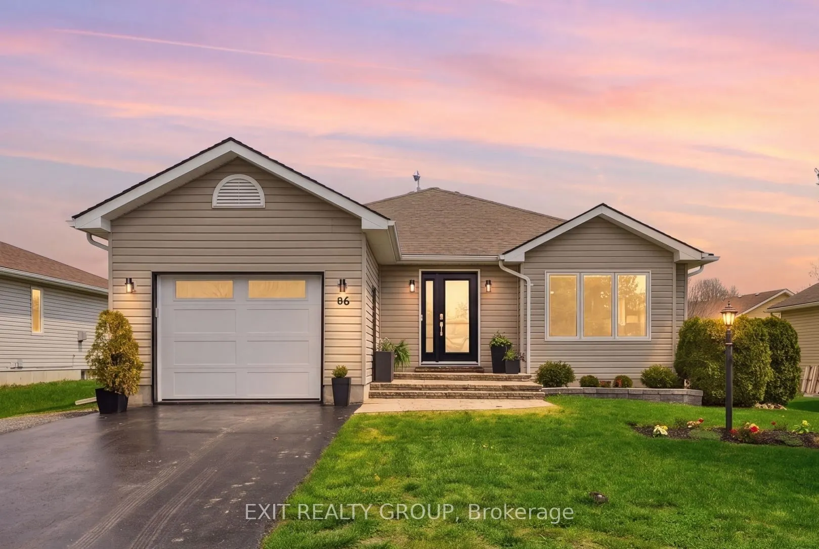 86 Sandbanks Court