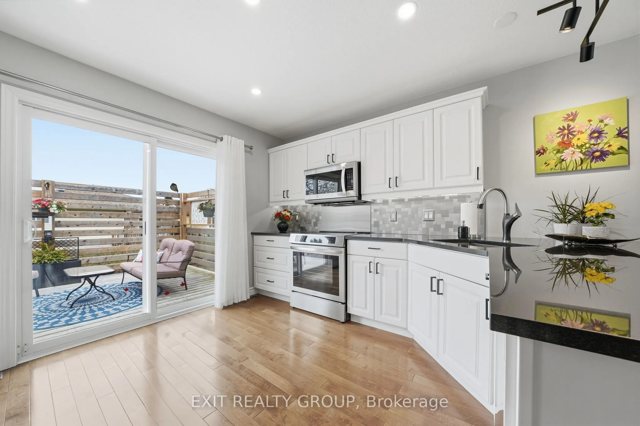 86 Sandbanks Court